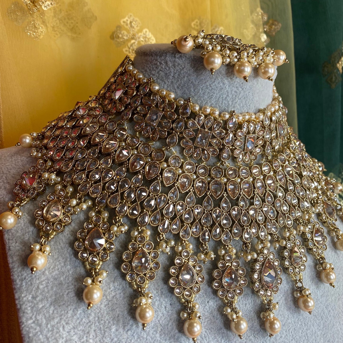 Antique Gold Crystal Full Bridal Set With Jhumar Indian/ Pakistani Style/ Wedding/ Fashion Jewellery/ Necklace set