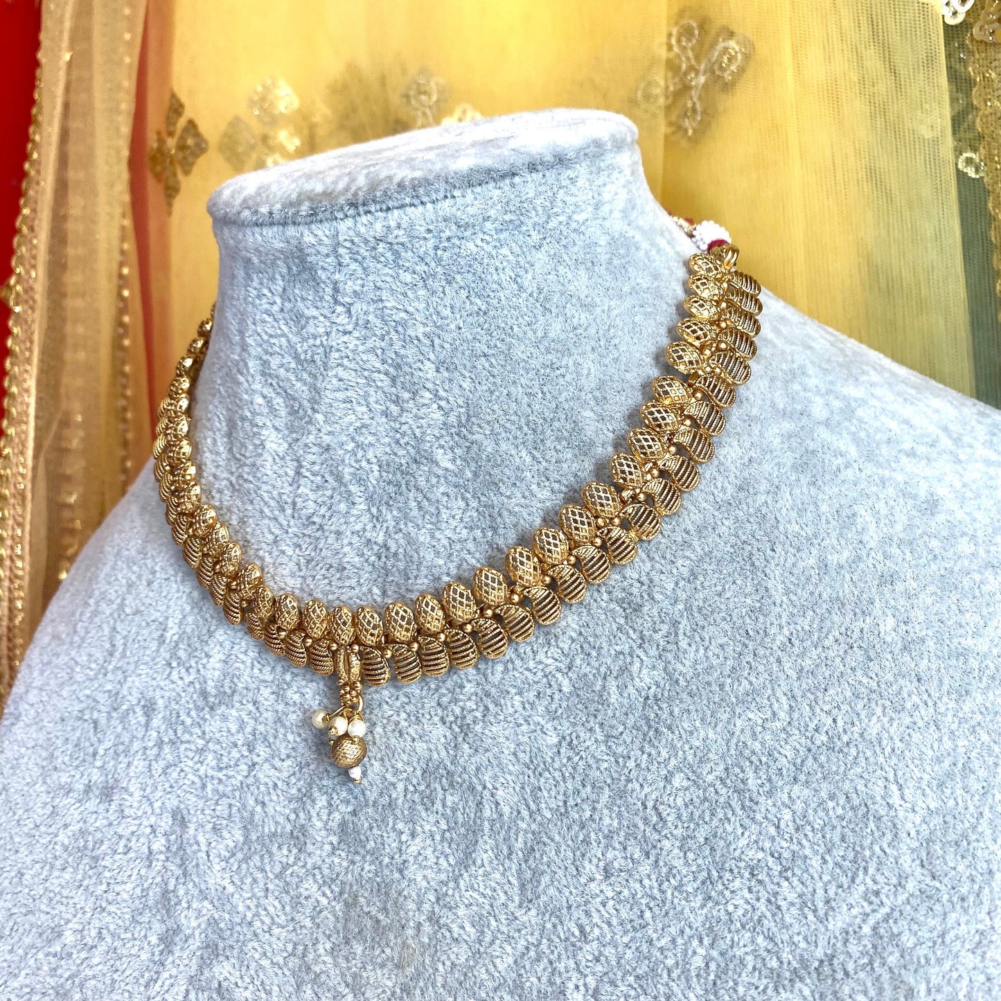 Small temple necklace set