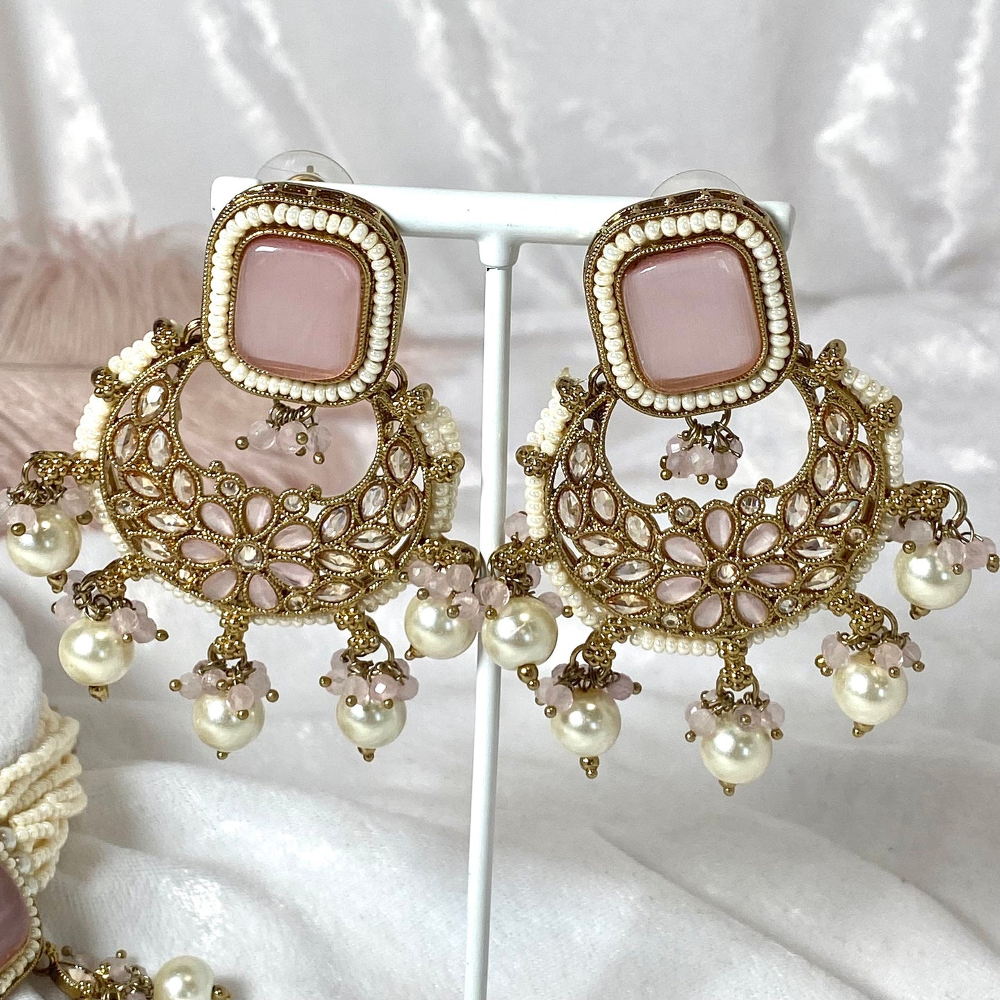 Antique Gold Choker Set