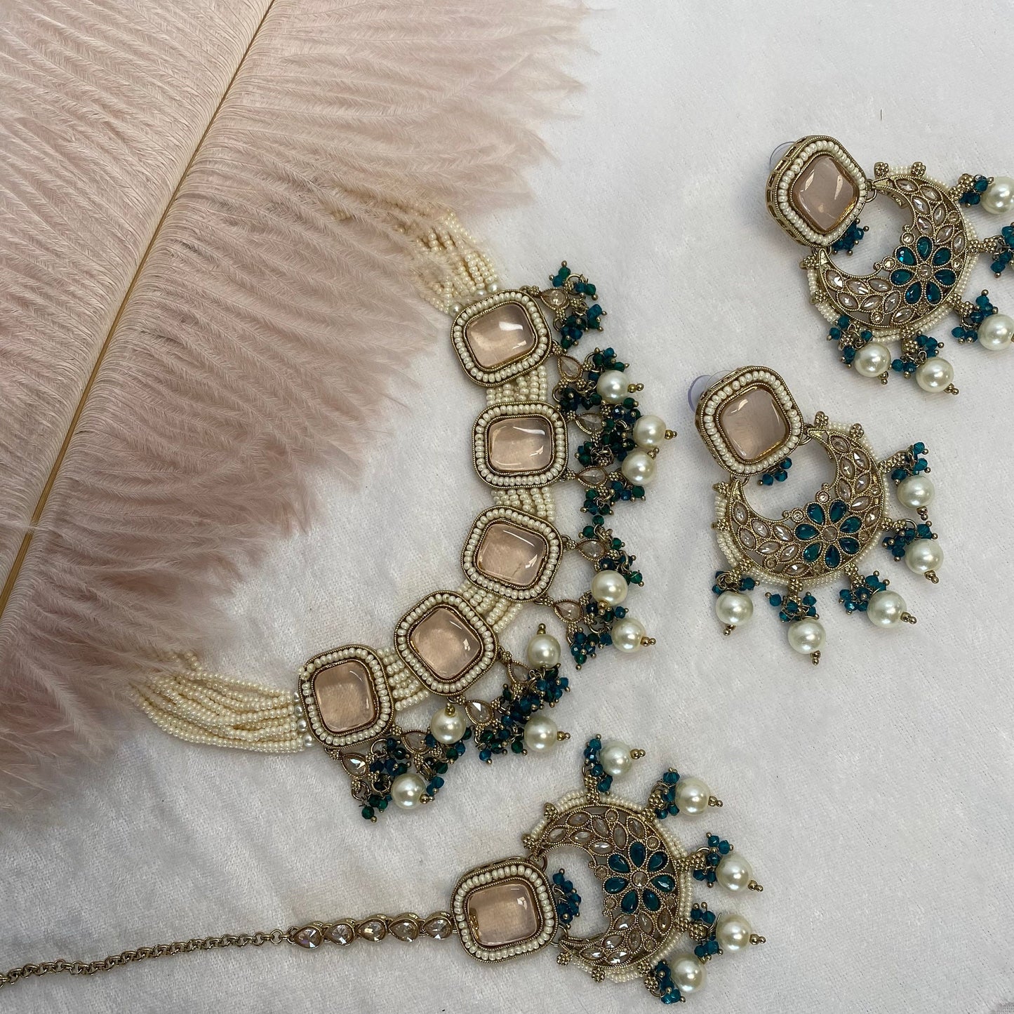 Antique Gold Choker Set