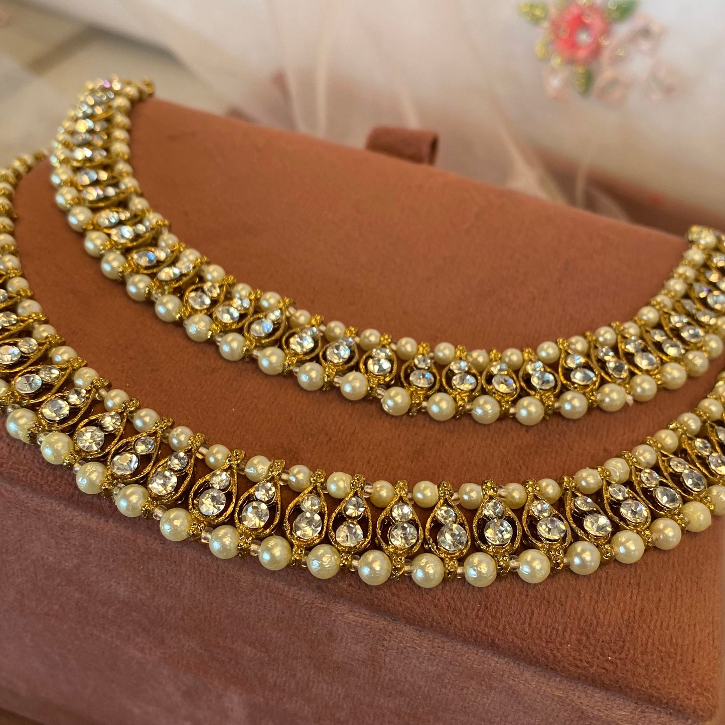 Antique Gold and Rhinestone Anklet
