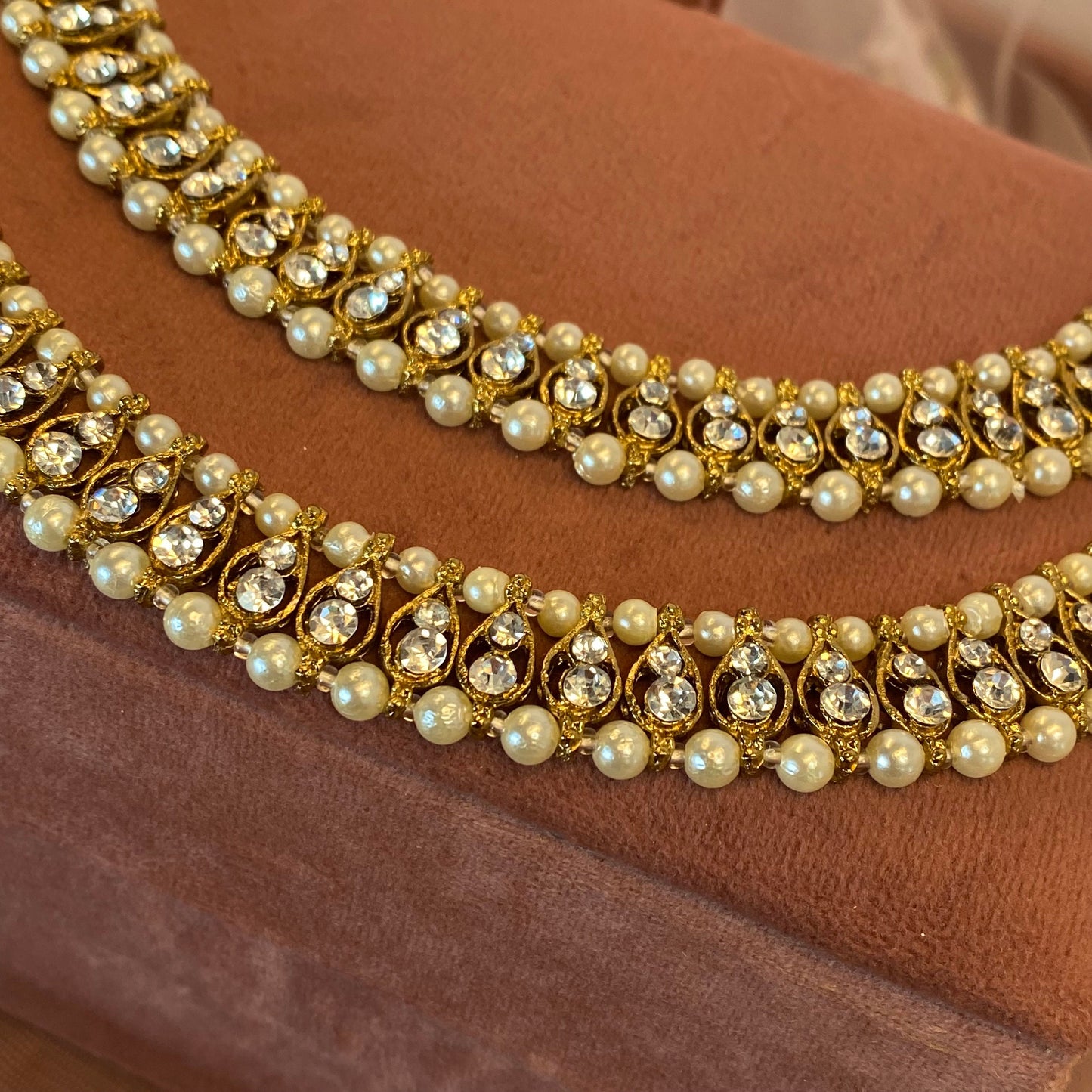 Antique Gold and Rhinestone Anklet