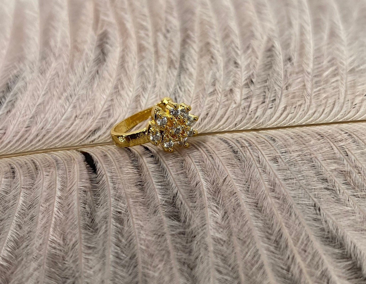 Non-Piercing Nose Ring - Gold/ Fashion Jewellery/ Gift for Women/Indian/Pakistani style/Nath /Indian Nose Jewellery