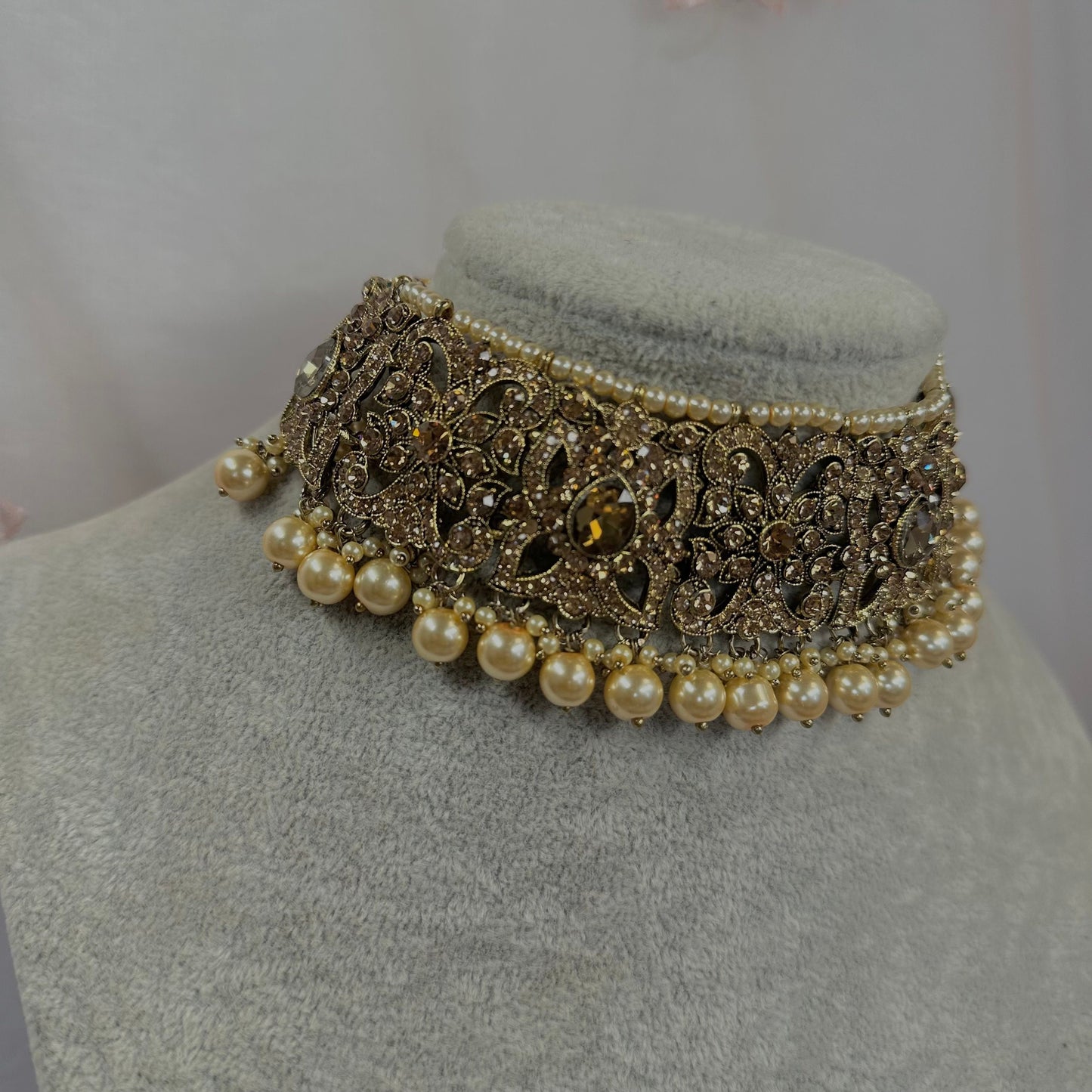 Golden Choker/ Unique Style/ Indian/ Pakistani/Fashion Jewellery/ Gift for Women