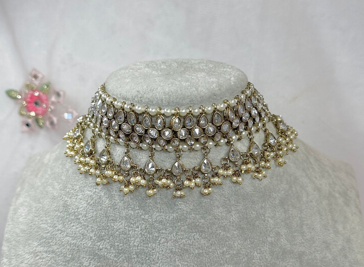 Clear Pearl Choker