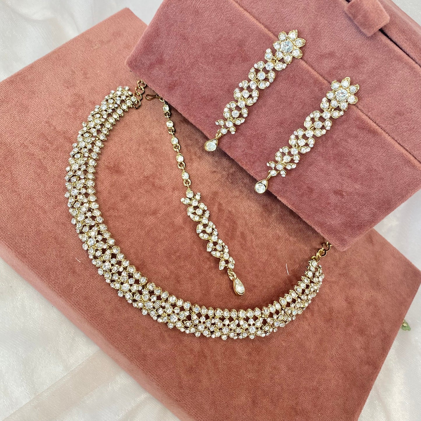 Stunning Necklace Set - Antique Gold and Silver Earring/ Tikka/ Tikli/ Indian/ Pakistani/Fashion Jewellery/ Gift for Women/Christmas
