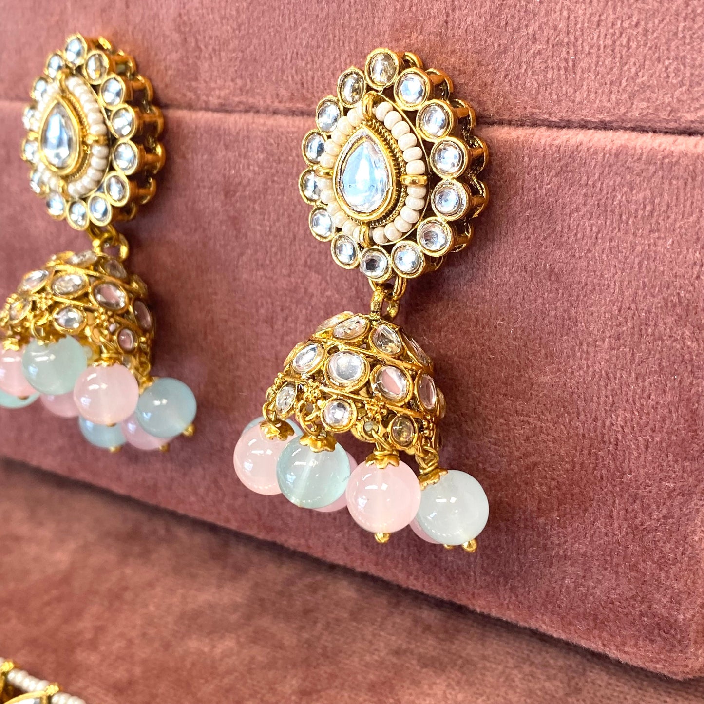 Slim Faux Kundan Pastel Choker