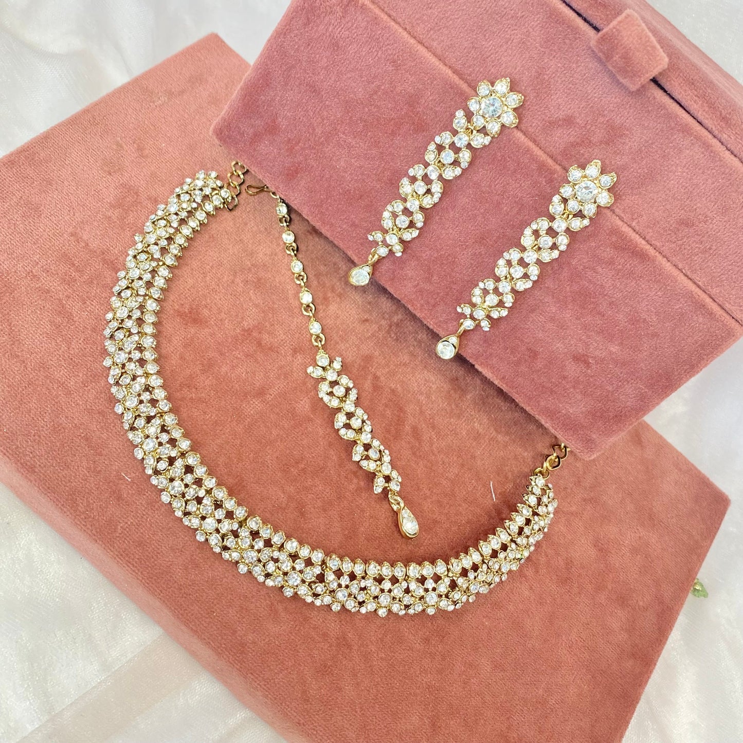 Stunning Necklace Set - Antique Gold and Silver Earring/ Tikka/ Tikli/ Indian/ Pakistani/Fashion Jewellery/ Gift for Women/Christmas
