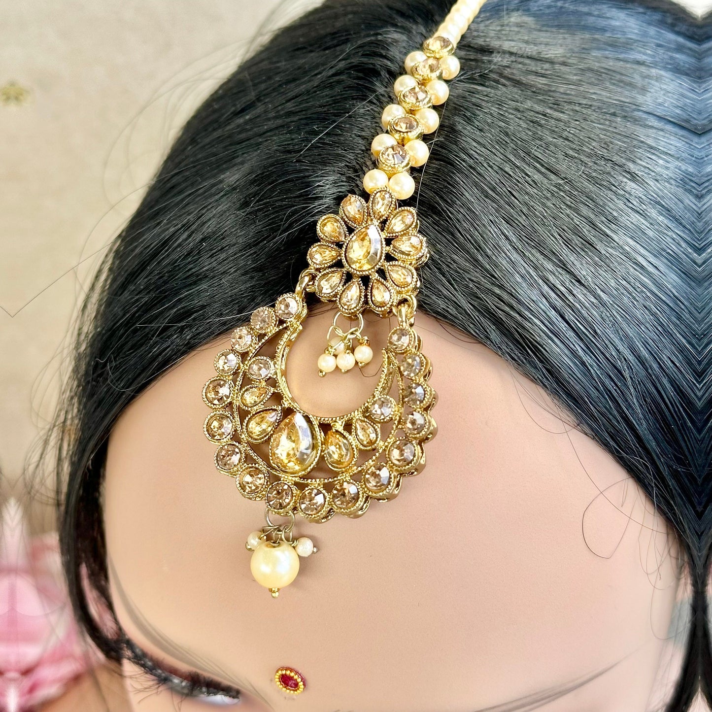 Gold Earrings & Tikka Set/ Indian Gold Earrings/ Fashion Jewellery/ Gift for Women/Indian/Pakistani style
