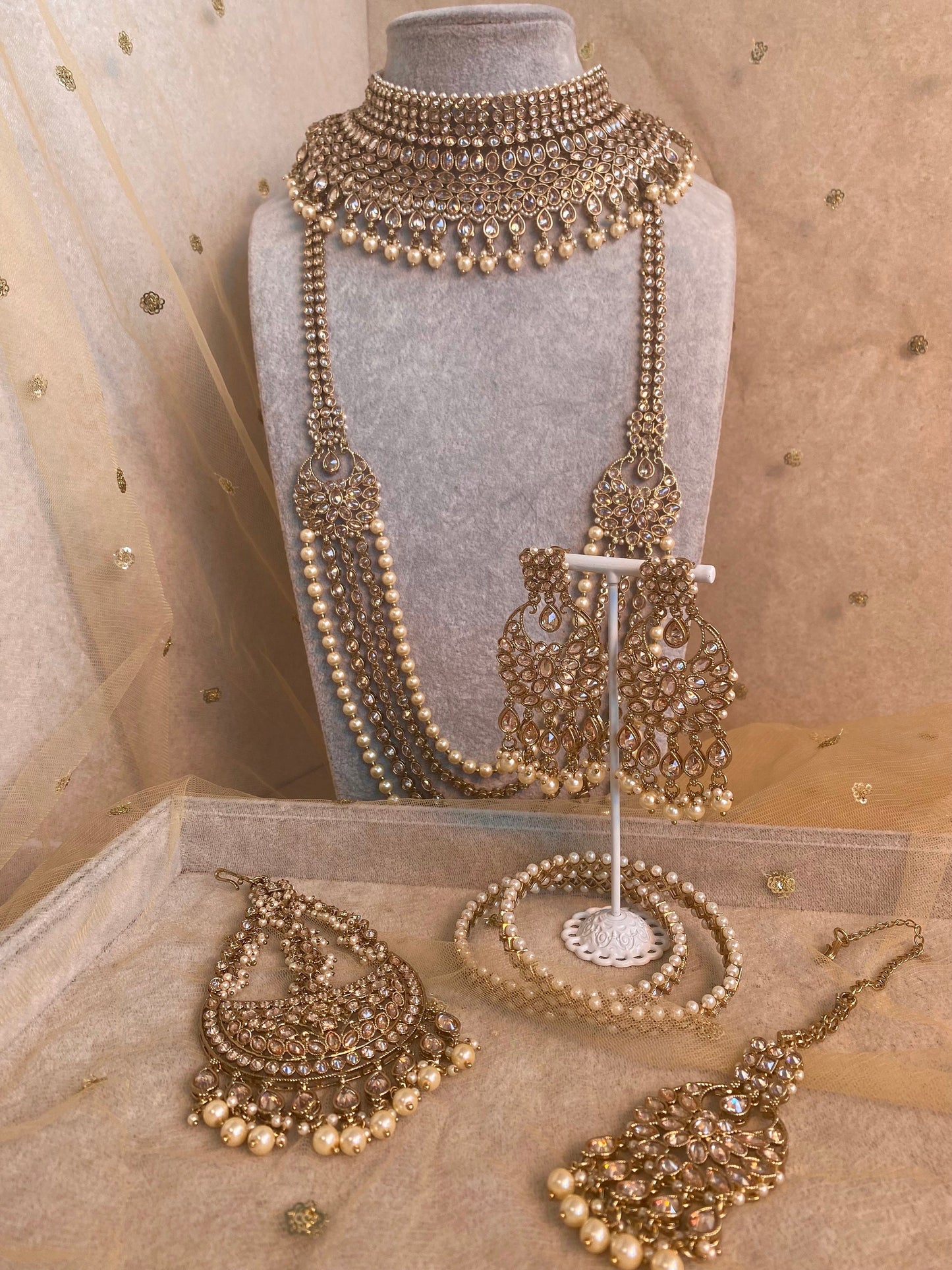 Antique Gold and Champagne Bridal set Indian/ Pakistani Style With Necklace, Long necklace/ Mala/ Earring Tikka/ Tikli, Jhumar/Jhoomar.