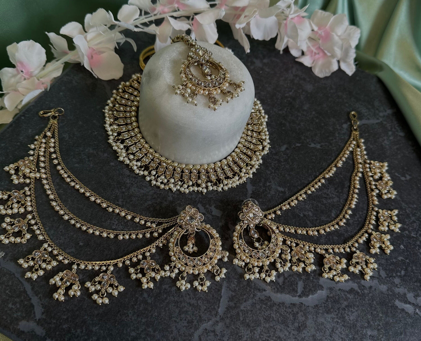Crystal Golden Choker Set Earring/ Tikka/ Tikli/ Indian/ Pakistani/Fashion Jewellery/ Gift for Women