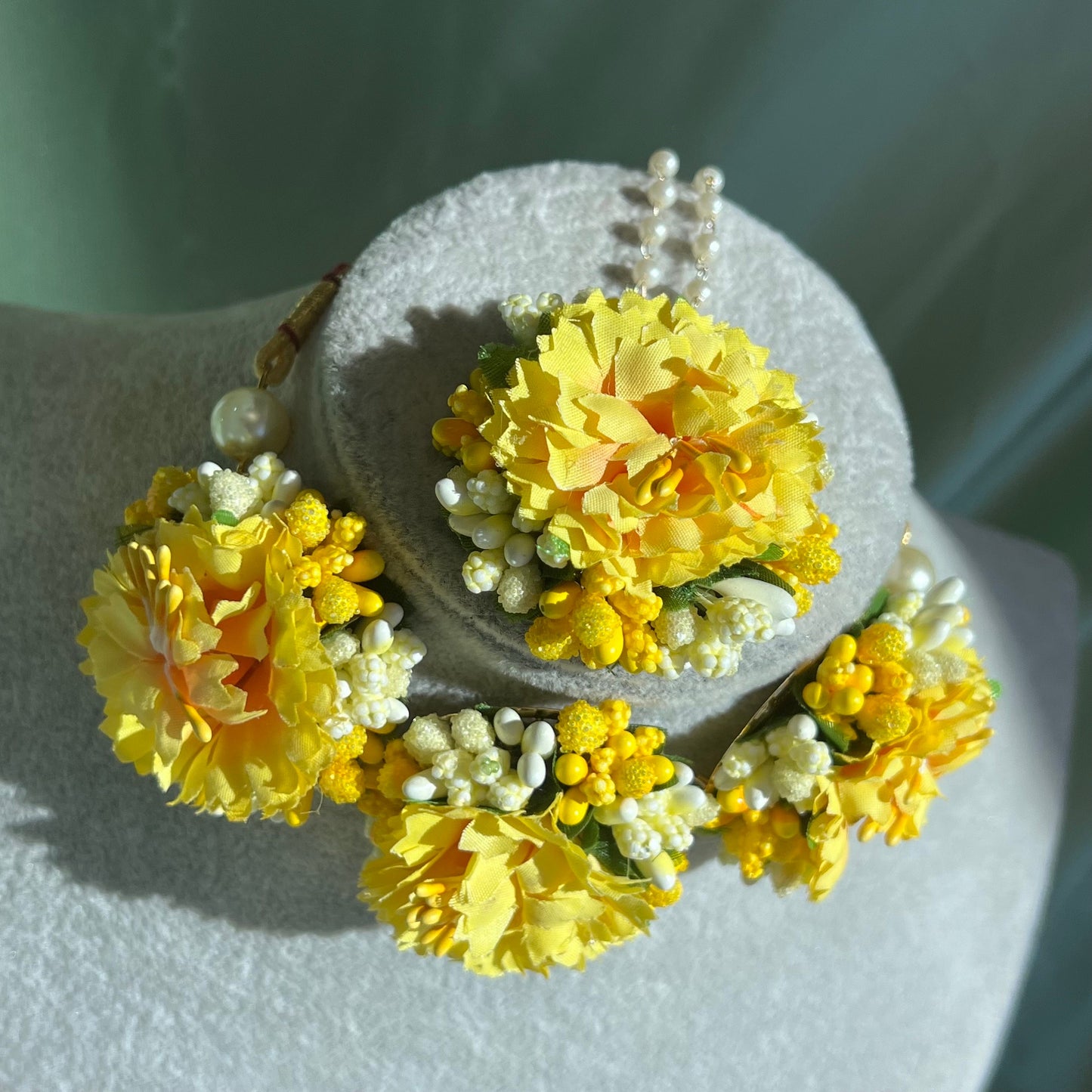 Women Bridal Haldi/Mehendi Function Yellow Floral Jewellery Set