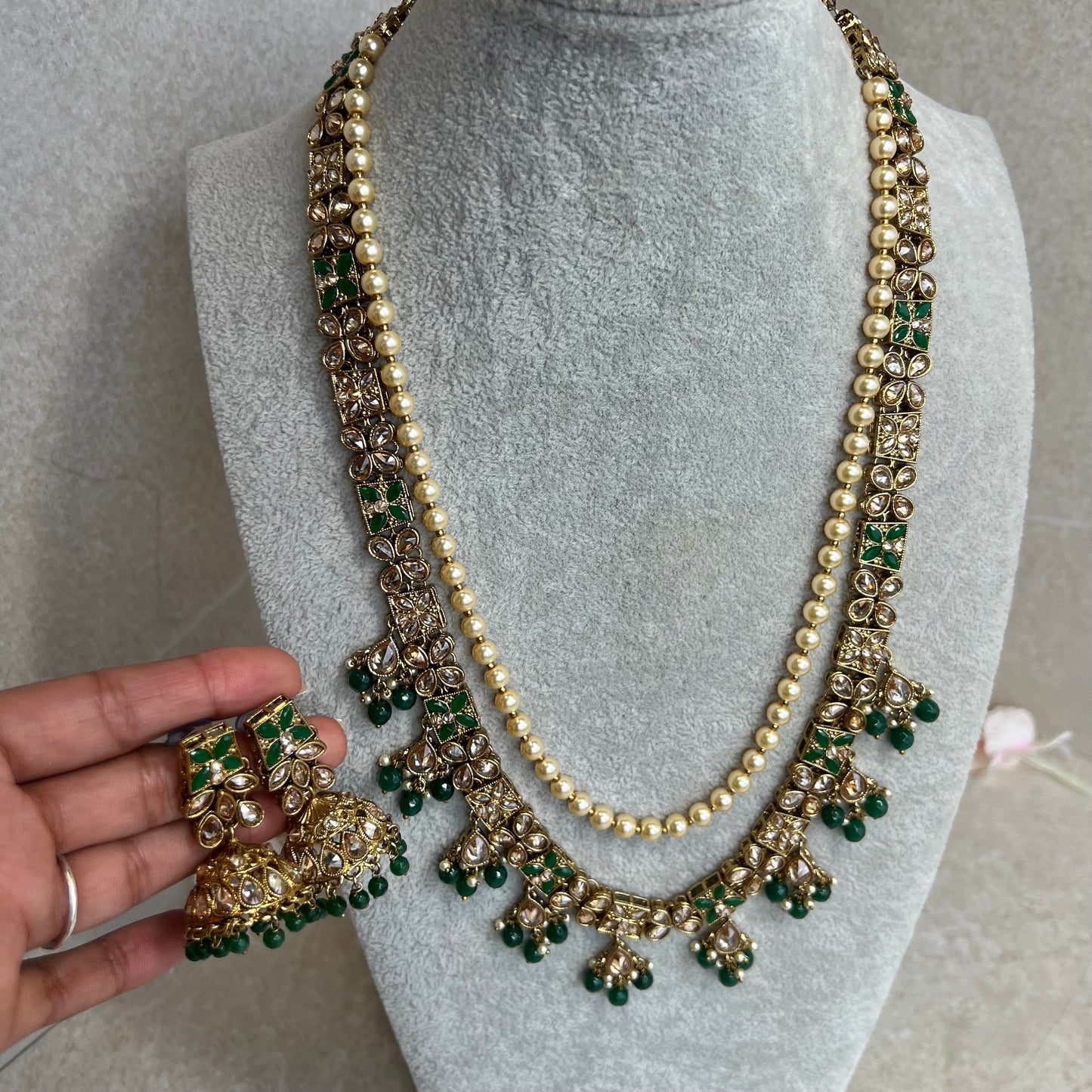 Green Long Mala and Earring/ Tikka/ Tikli/ Indian/ Pakistani/Fashion Jewellery/ Gift for Women