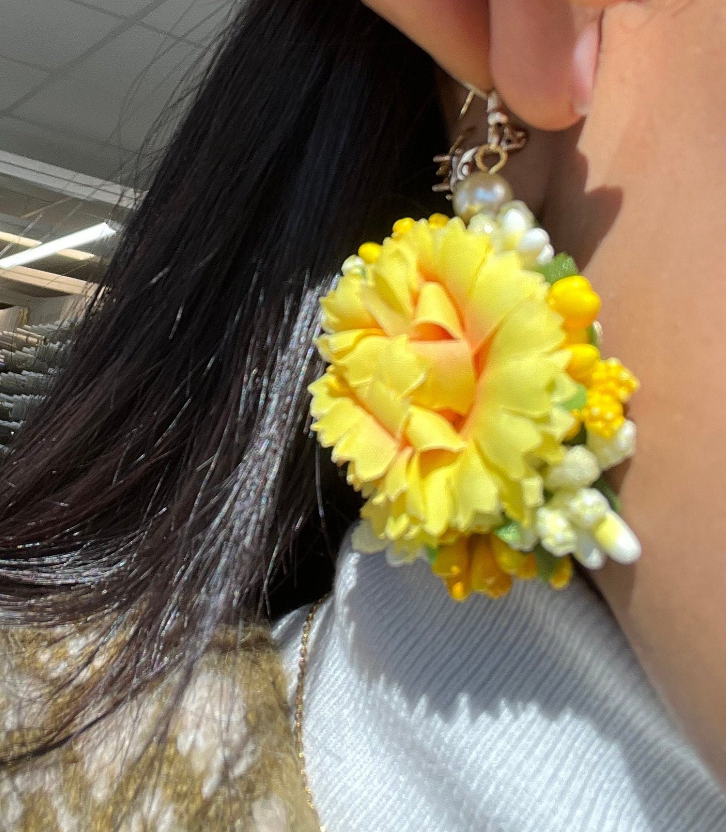 Women Bridal Haldi/Mehendi Function Yellow Floral Jewellery Set