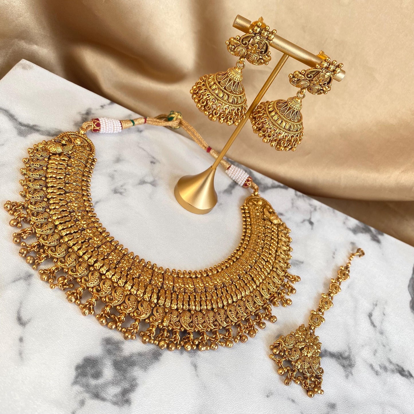 Antique Gold Temple Gold Set-Vintage Design Earring/ Jhumka andTikka/ Indian/ Pakistani/Fashion Jewellery/ Gift for Women/ Asian Jewellery