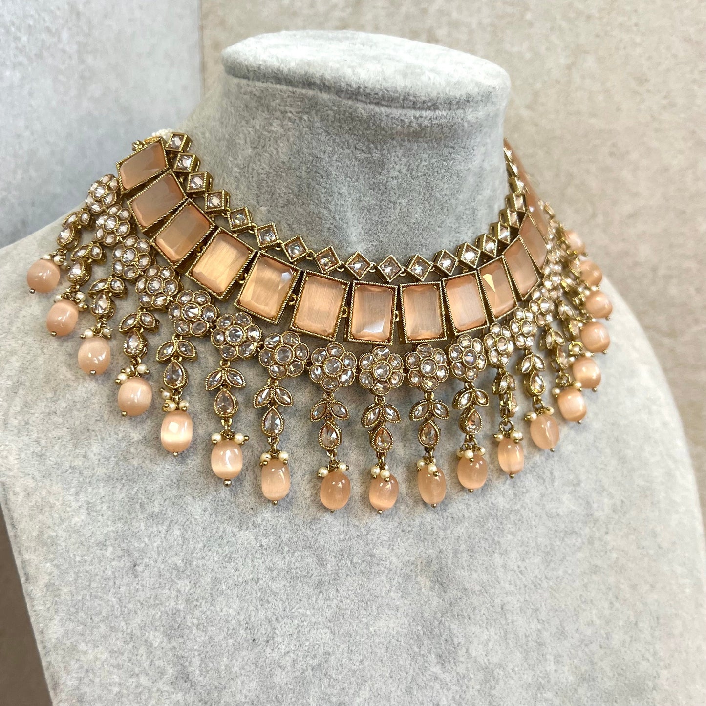 Peach Choker set Earring/ Tikka/ Tikli/ Indian/ Pakistani/Fashion Jewellery/ Gift for Women