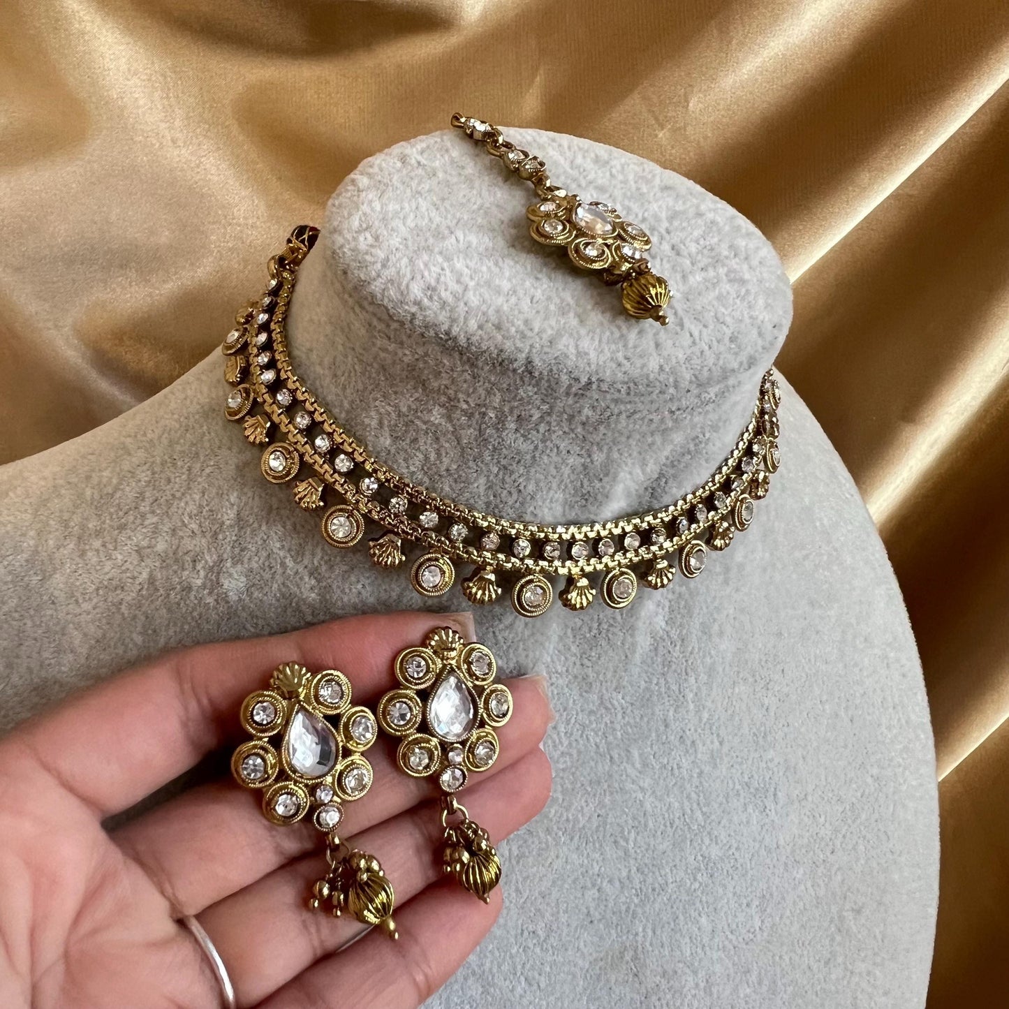 Clear Thin Necklace Set Earring/ Tikka/ Tikli/ Indian/ Pakistani/Fashion Jewellery/ Gift for Women/ Antique Gold with Clear Rhinestone