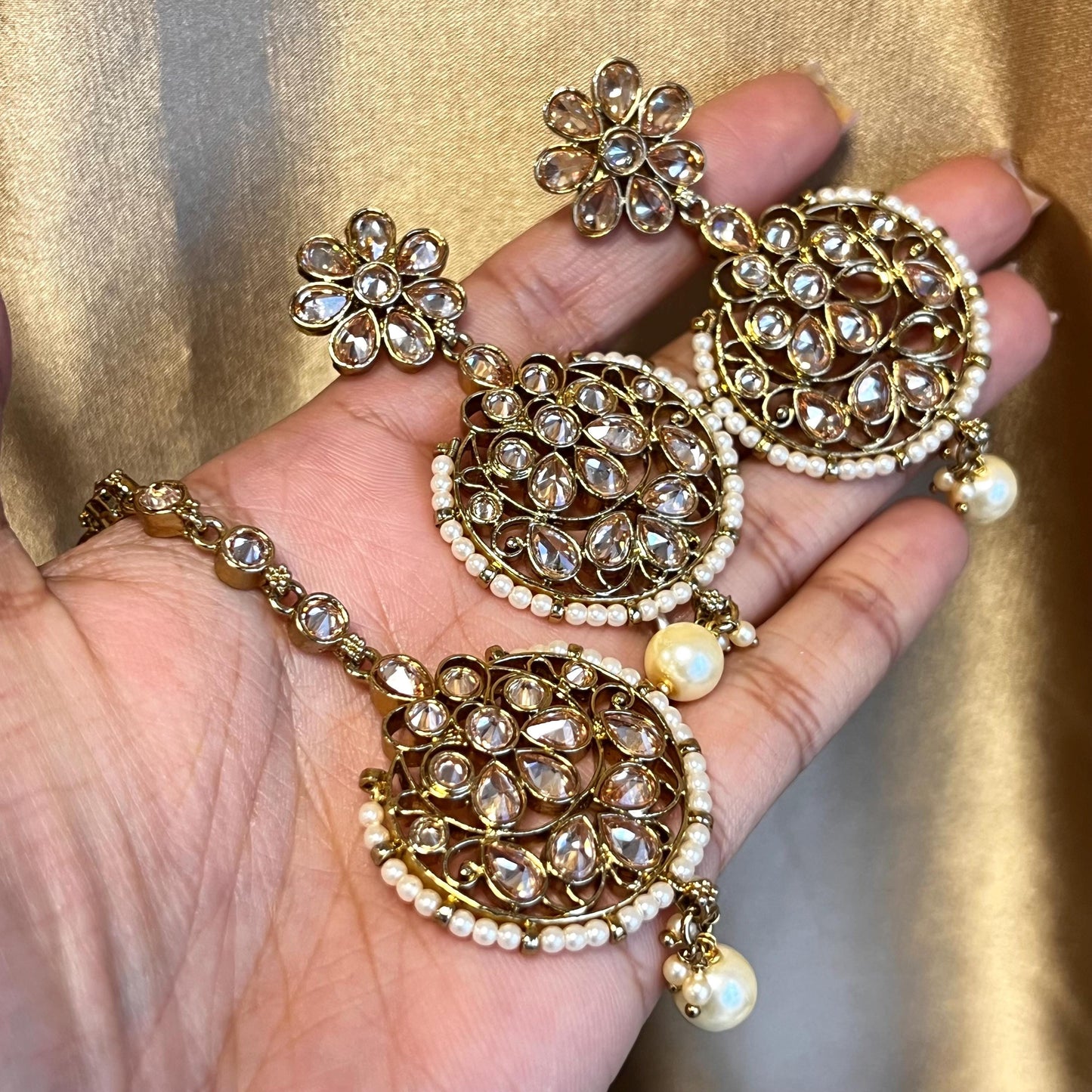 Antique Gold & Champagne Bridal Choker Set - with earring and tikka. Indian Pakistani Bollywood Jewellery