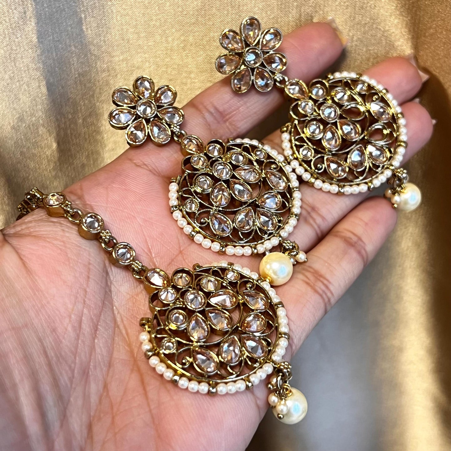Antique Gold & Champagne Bridal Choker Set - with earring and tikka. Indian Pakistani Bollywood Jewellery