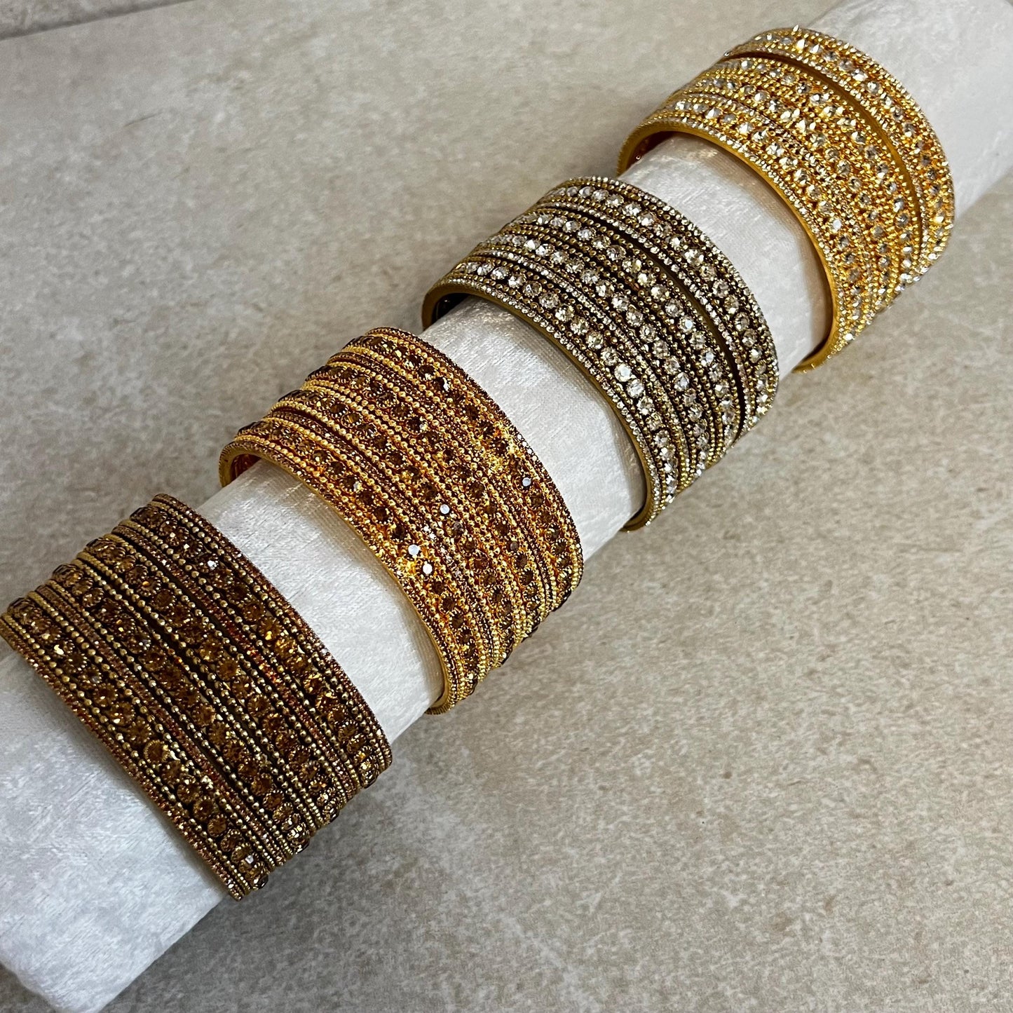 2.8 Set of 4 Bangles in Antique/Bright Gold/ Golden/ Clear Rhinestone/2 chunky 2 thin bangles. Choose Colour/ Simple Statement Bangles Ends