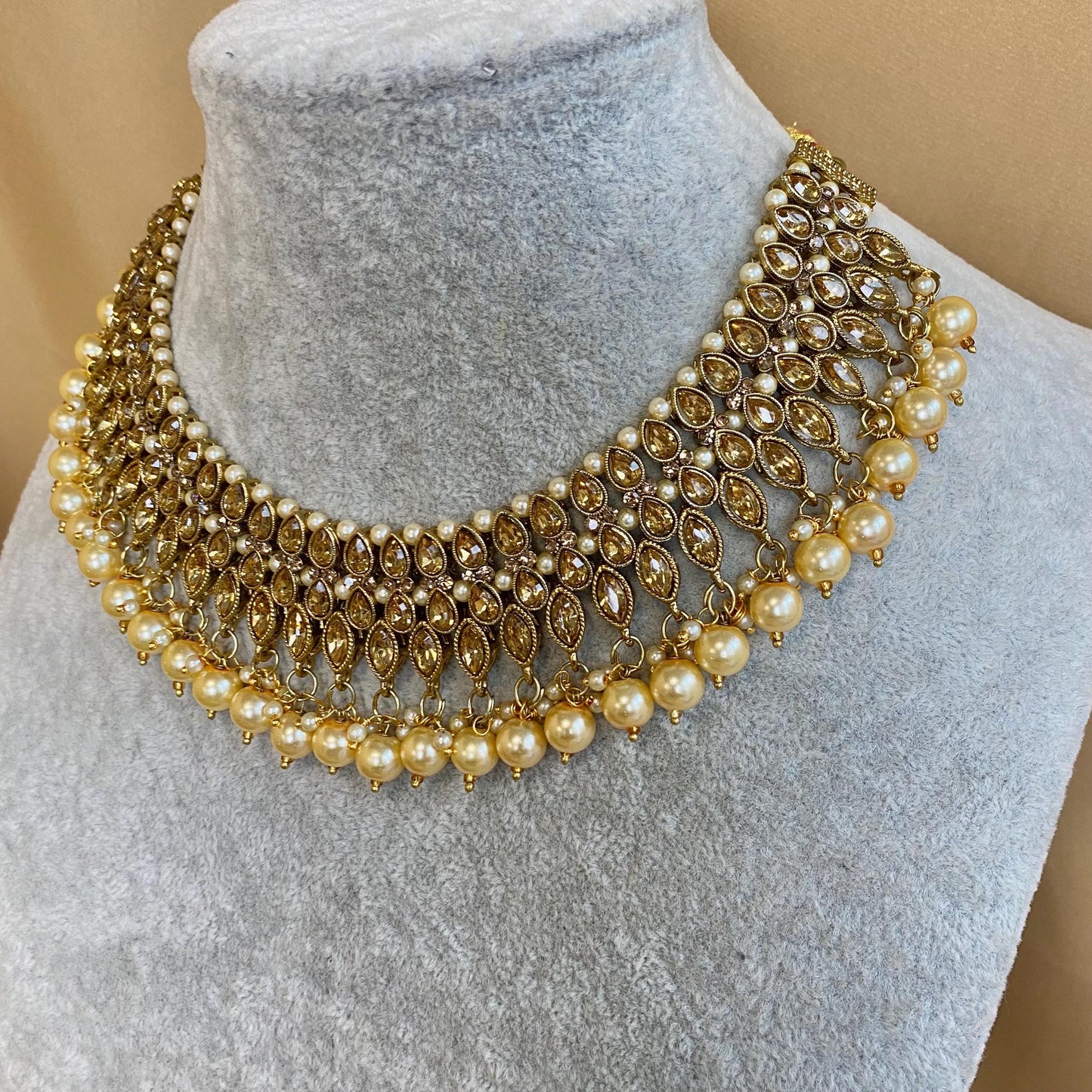 Golden Necklace Set/ Gold Necklaces/Gold Earrings/ Gold Tikka/ Indian/ Pakistani/Fashion Jewellery/ Gift for Women