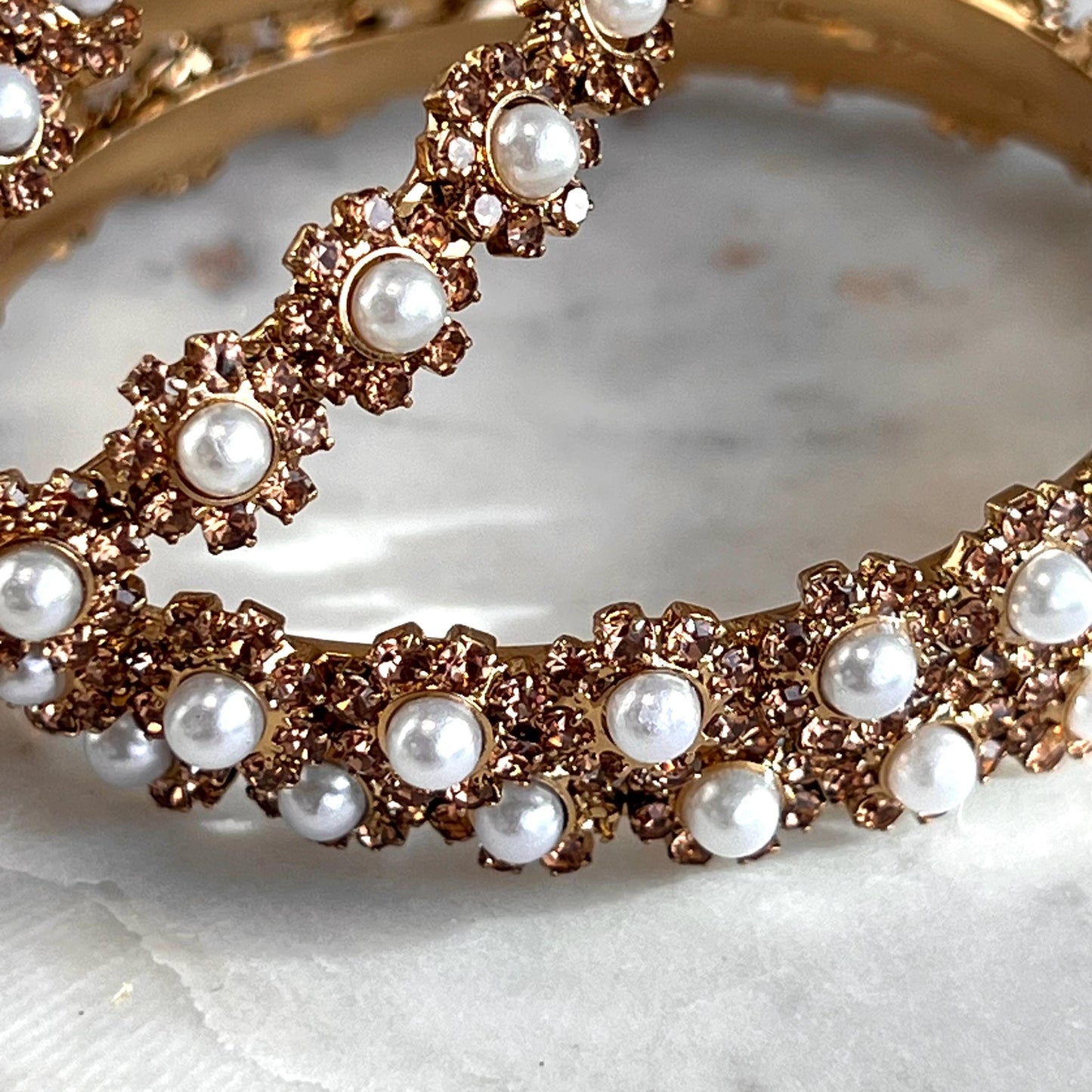 Antique Gold Golden Rhinestone Daisy Pearl Bangles set of 4 High Quality Gift for her Indian Pakistani Bracelet