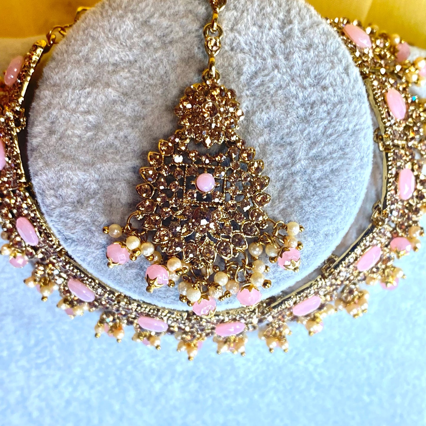 Pink & golden choker set