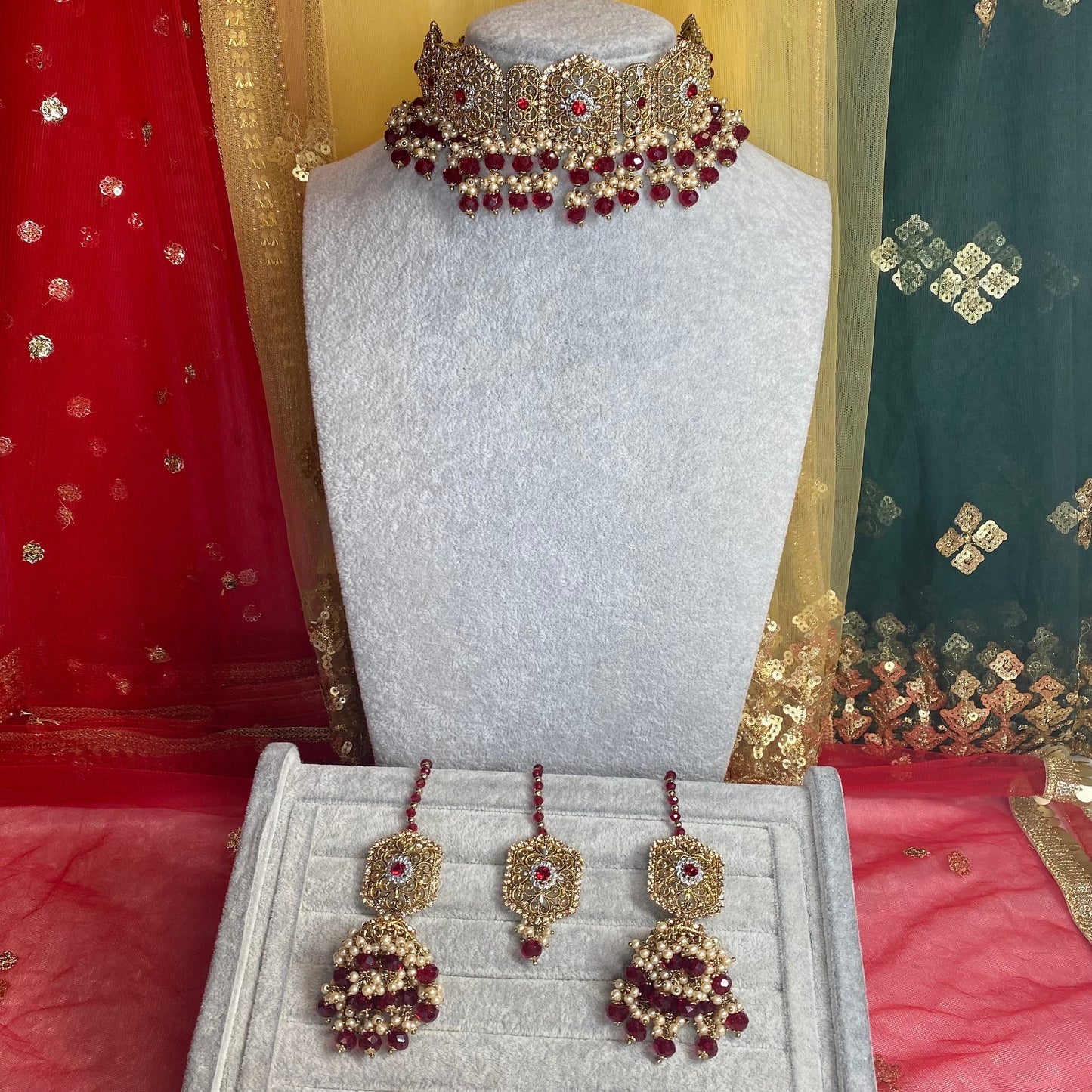 Maroon & Antique Gold Choker Set
