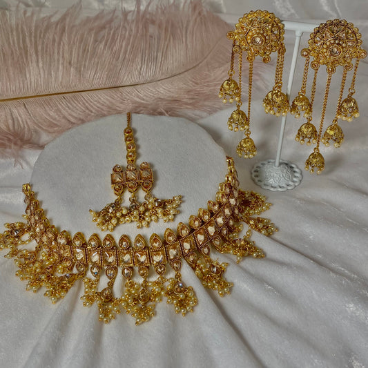 Champagne Choker Set