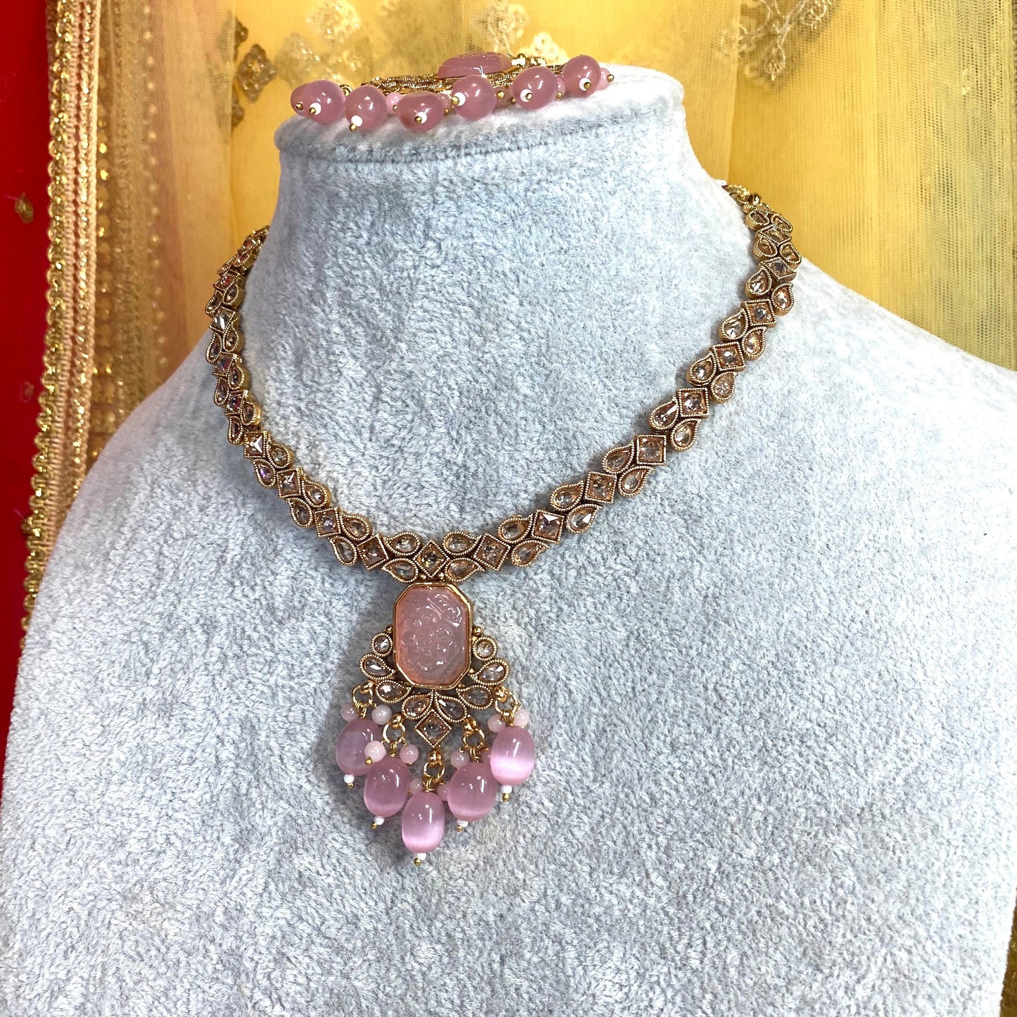 Pink & Champagne Necklace Set