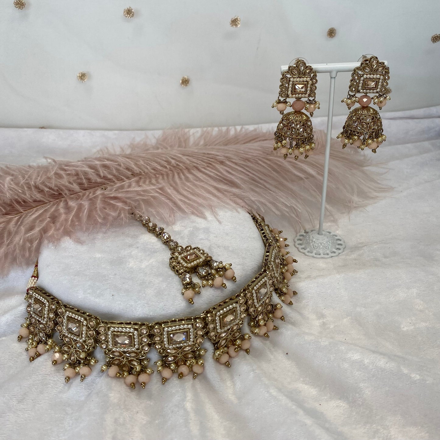 Peach and Champagne Choker Set