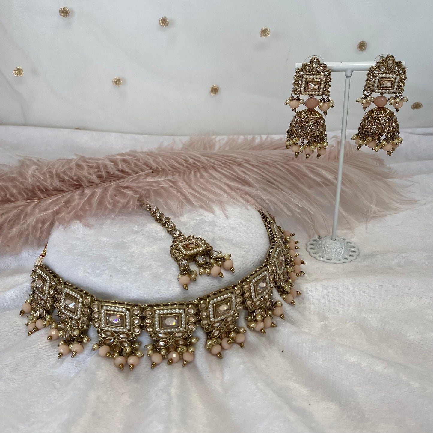 Peach and Champagne Choker Set