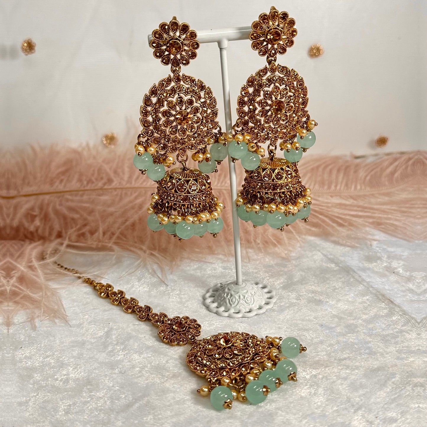 Light Blue Necklace Set