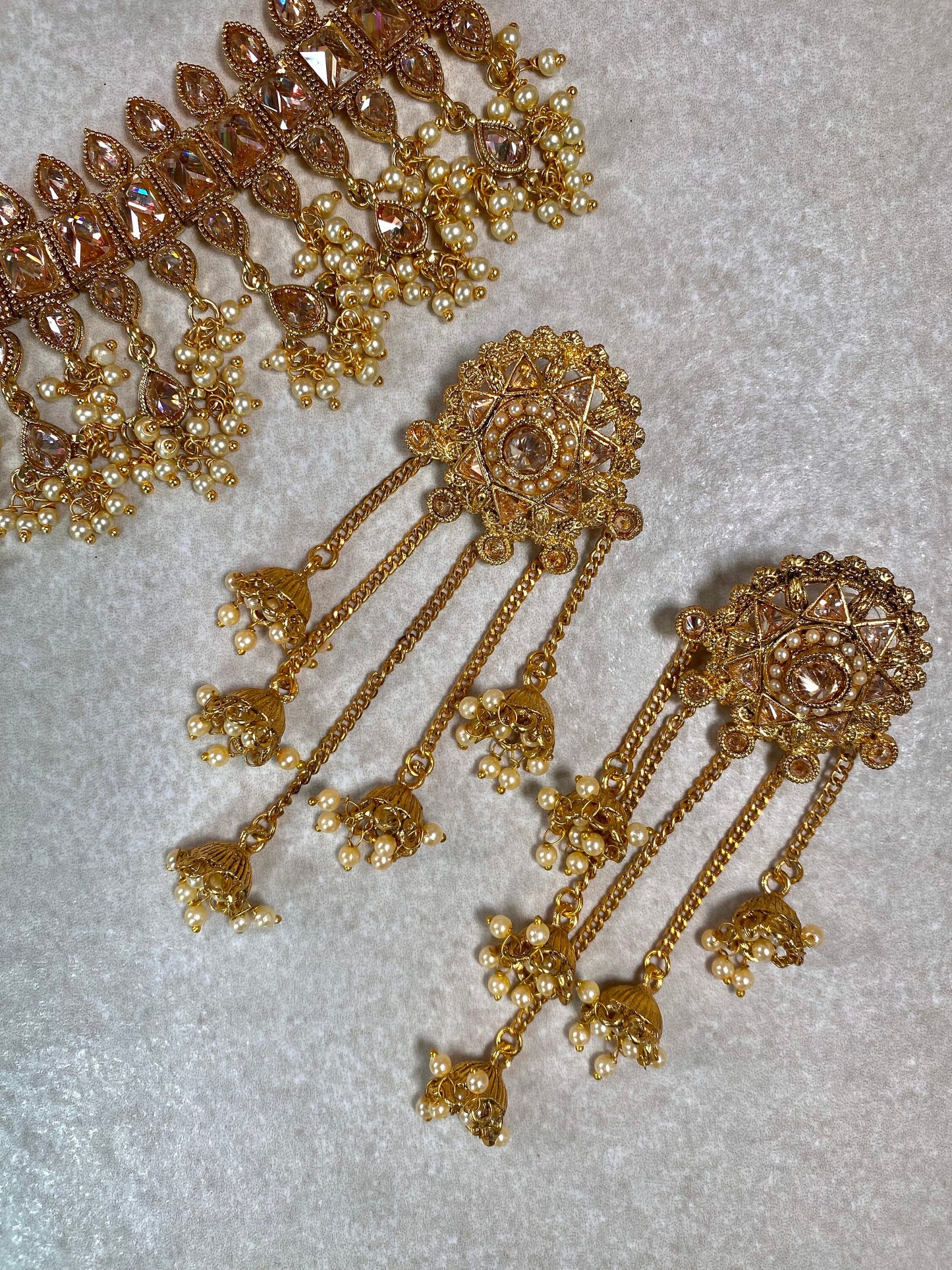 Champagne Choker Set