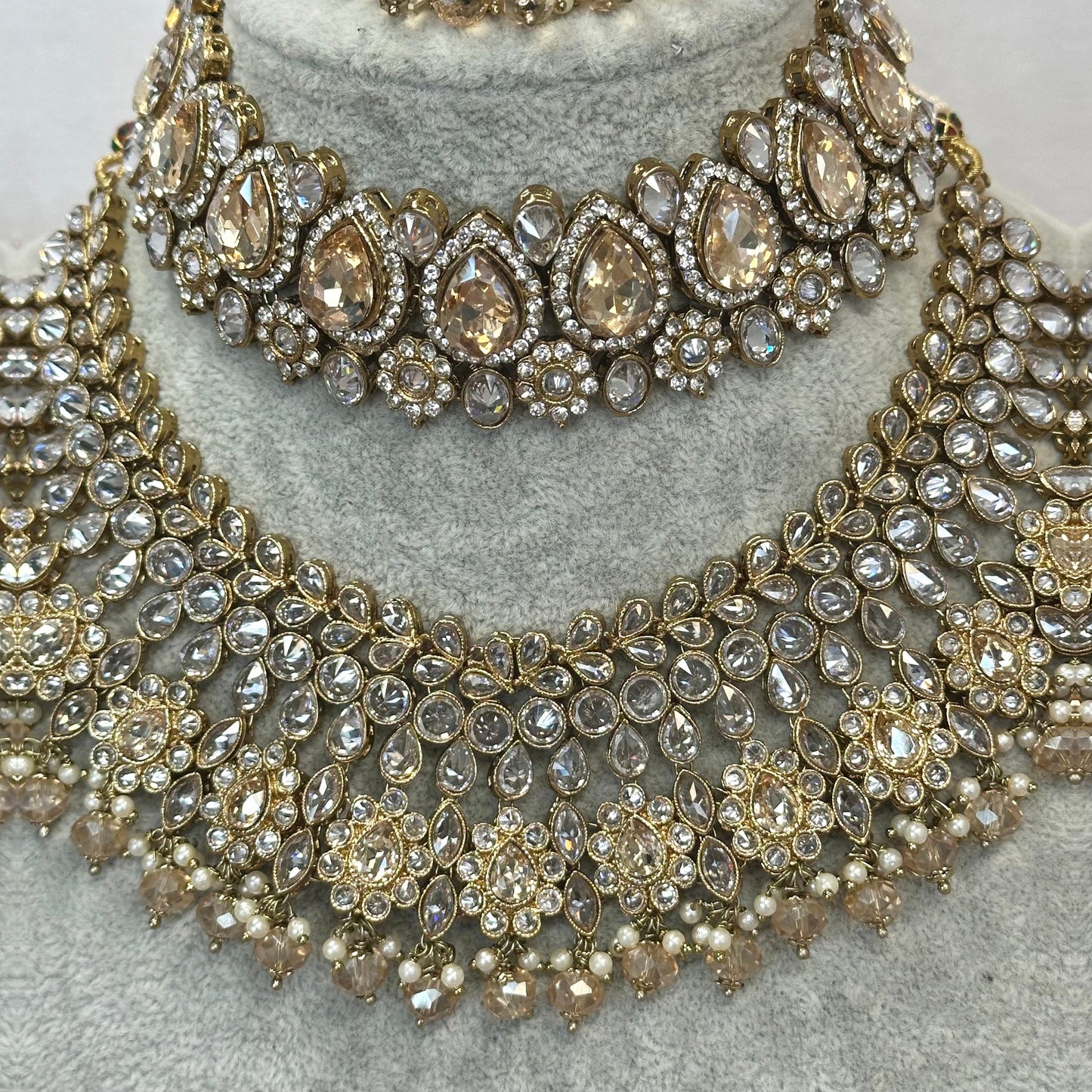 Golden Glow Bridal Set Indian/ Pakistani Style/ Choker/ Necklace/ Jhumka Earring/ Tikka/Tikli/ Wedding