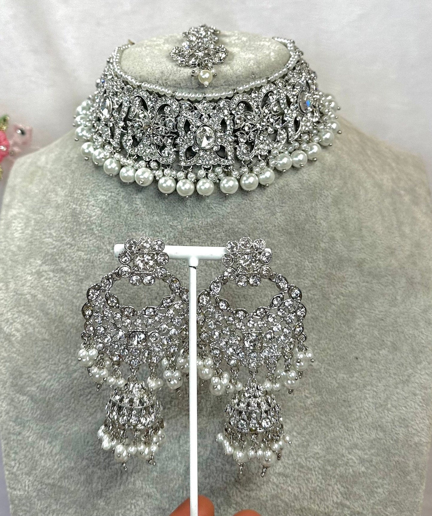Stunning Silver Choker Set