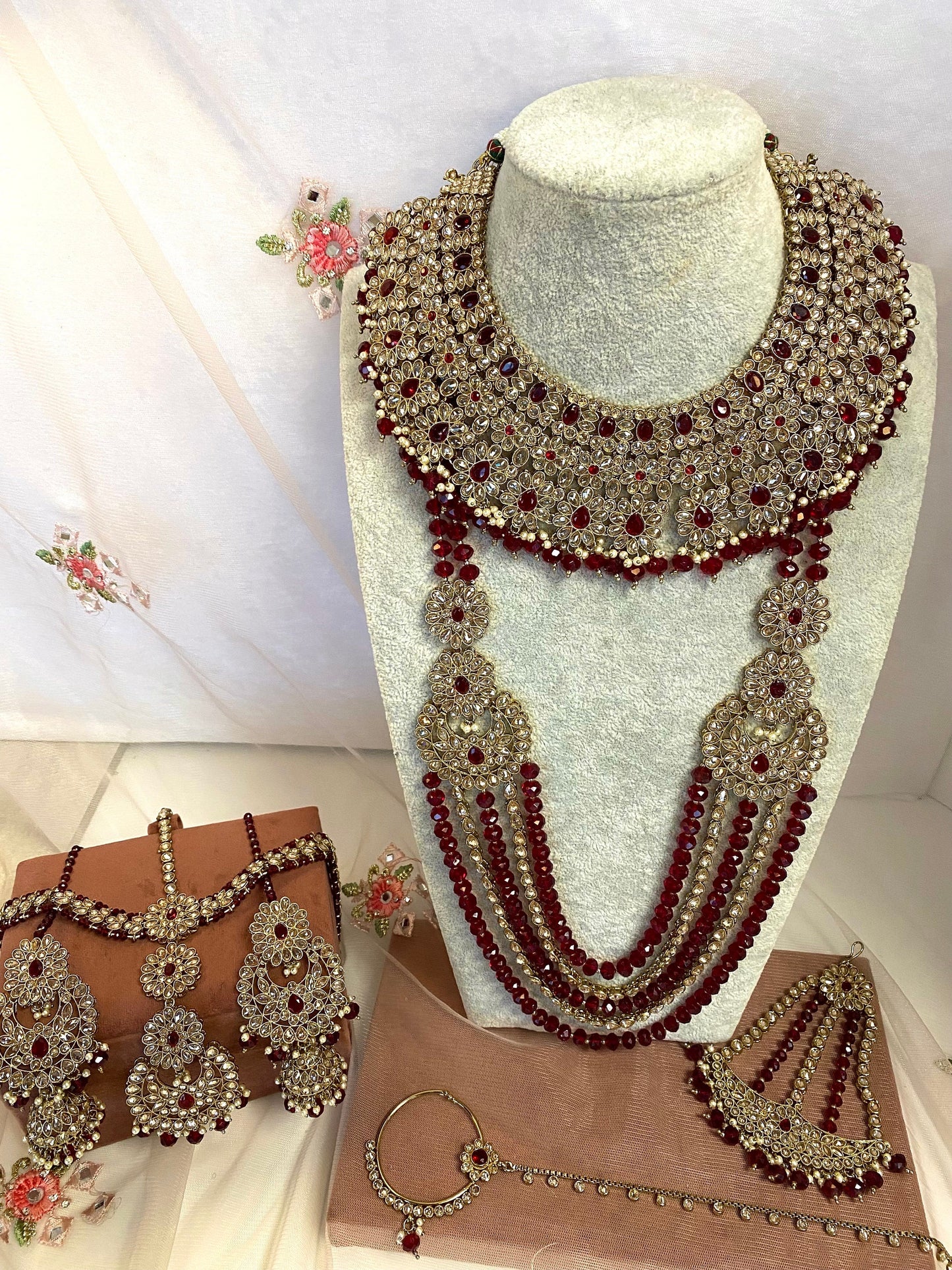 Maroon and Champagne Full Bridal Set (Mathapatti)  Indian/ Pakistani Style/ Wedding/ Fashion Jewellery/ Necklace set