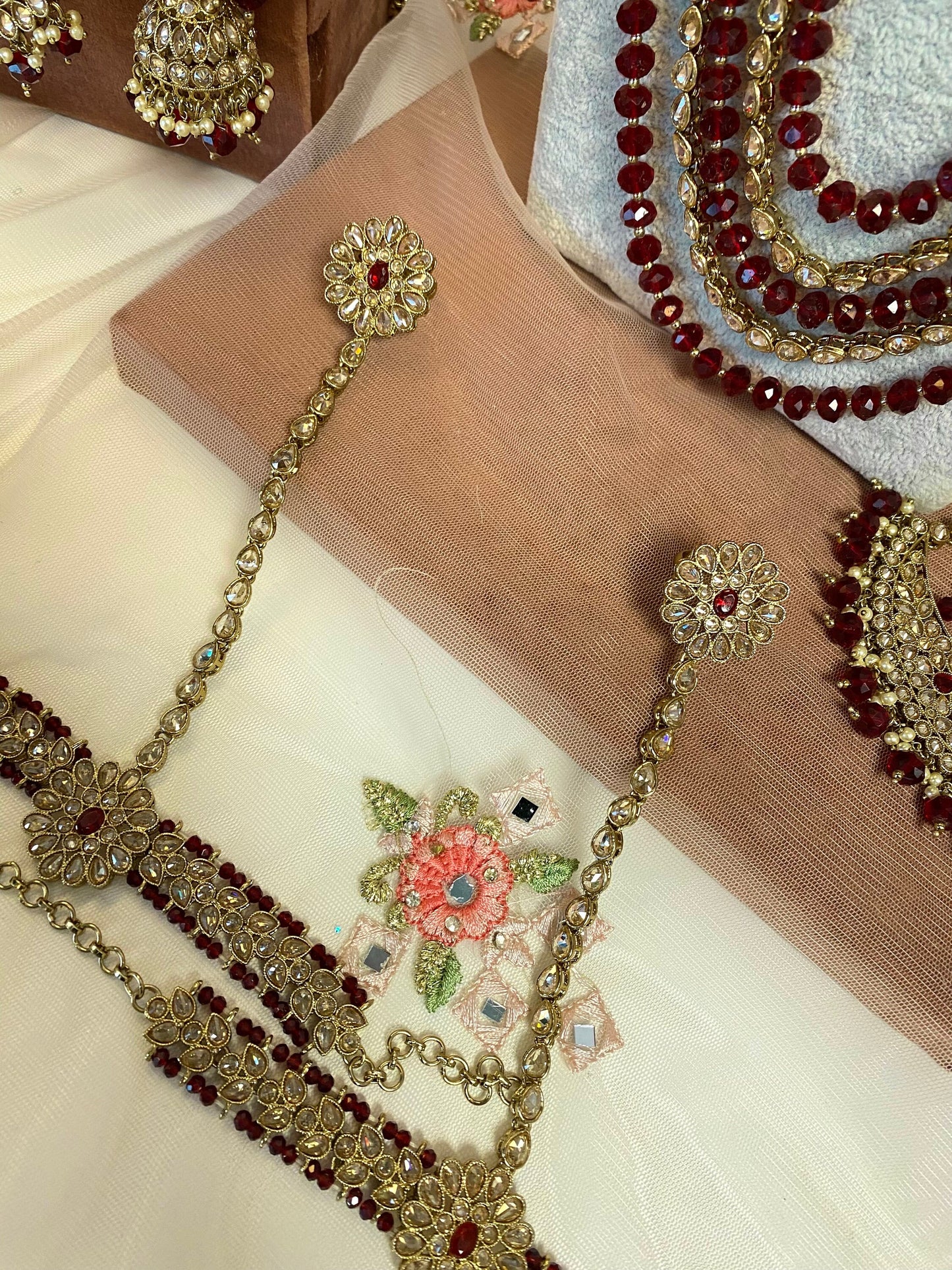Maroon and Champagne Full Bridal Set (Mathapatti)  Indian/ Pakistani Style/ Wedding/ Fashion Jewellery/ Necklace set