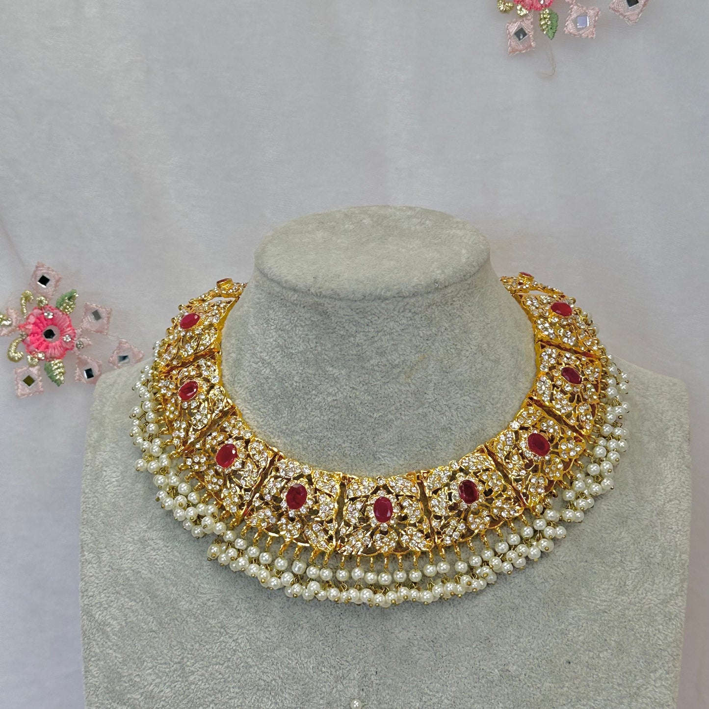 Bright Gold Bridal Full Set - Ruby (Slightly Faulty)
