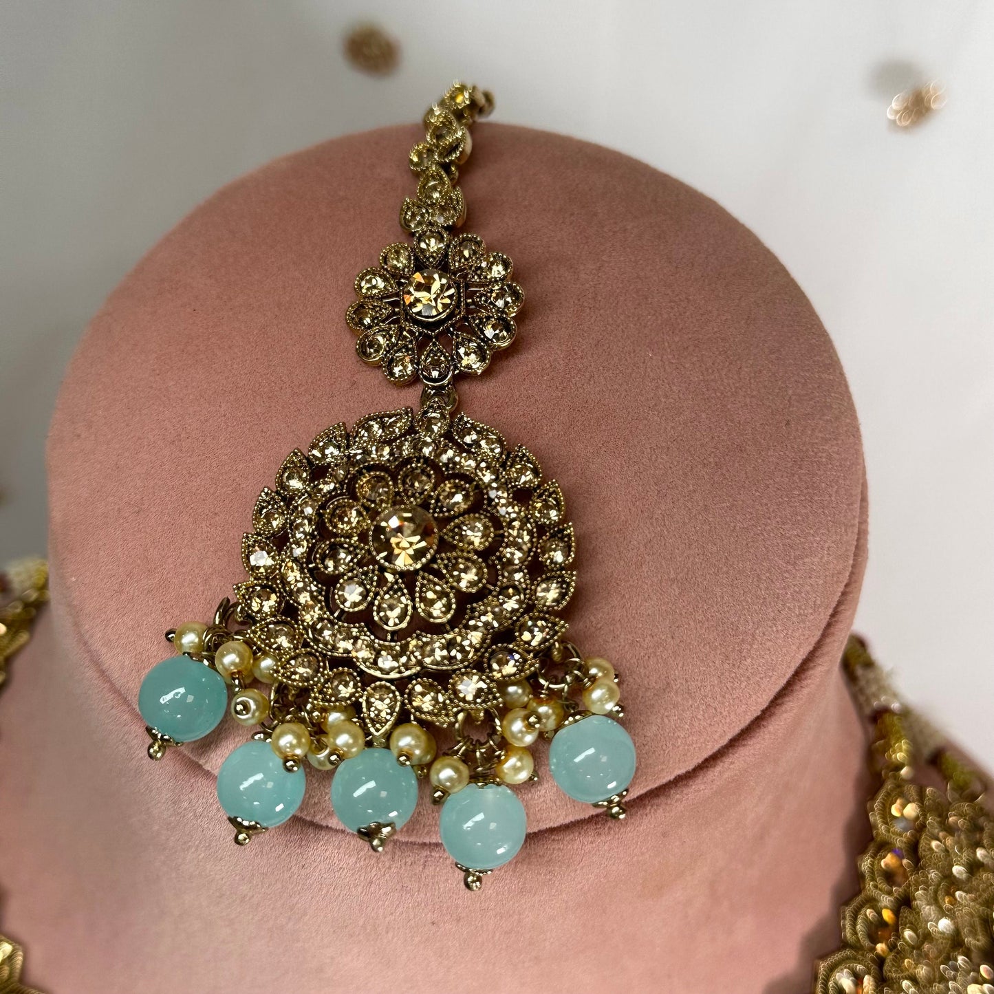 Light Blue Necklace Set