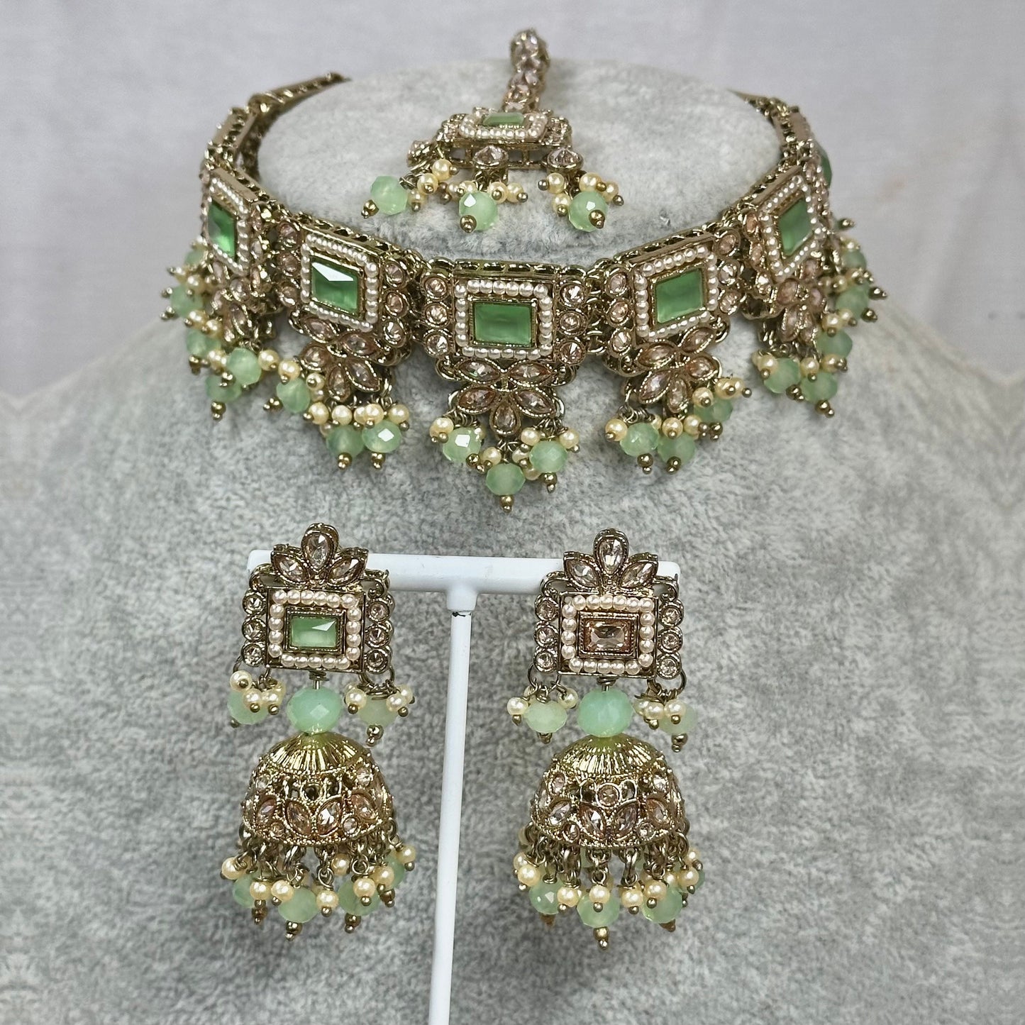 Slightly faulty - Mint Choker Set