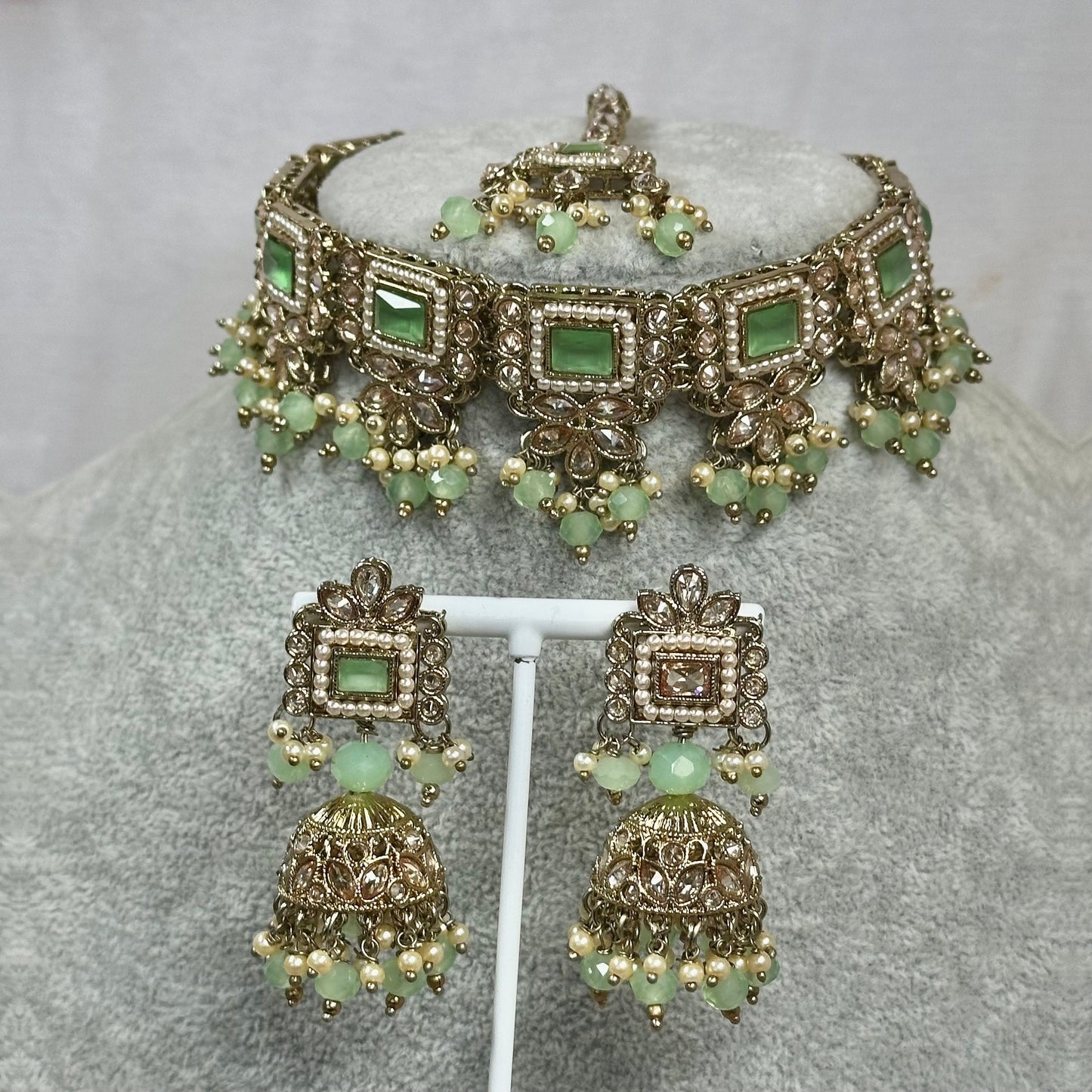 Slightly faulty - Mint Choker Set