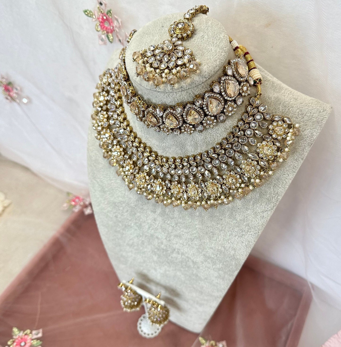 Golden Glow Bridal Set Indian/ Pakistani Style/ Choker/ Necklace/ Jhumka Earring/ Tikka/Tikli/ Wedding