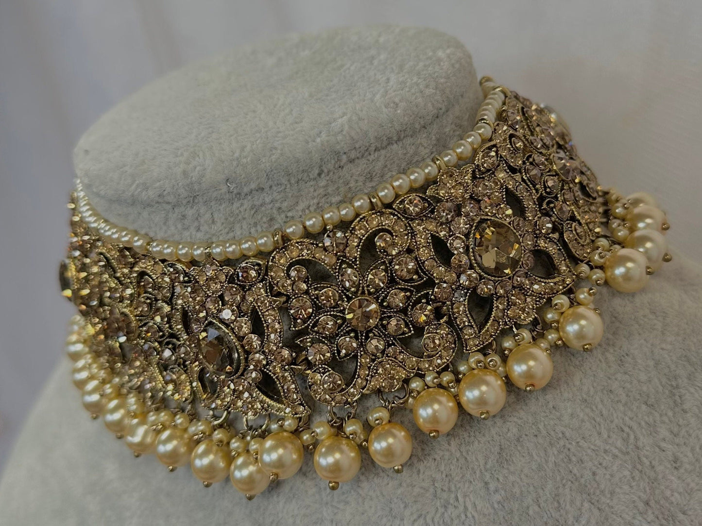 Golden Choker/ Unique Style/ Indian/ Pakistani/Fashion Jewellery/ Gift for Women