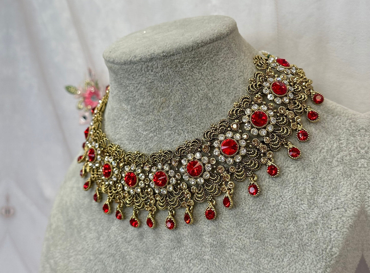 Golden Necklace - Red