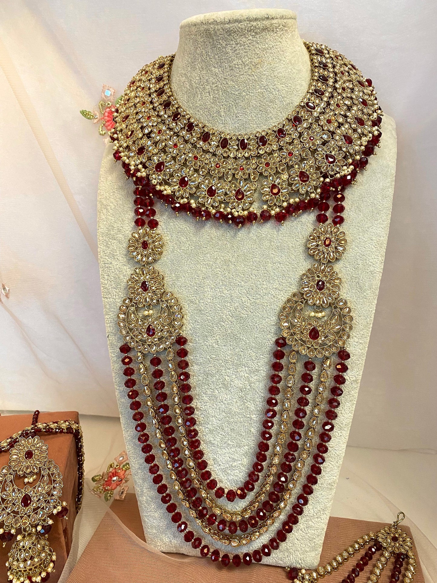 Maroon and Champagne Full Bridal Set (Mathapatti)  Indian/ Pakistani Style/ Wedding/ Fashion Jewellery/ Necklace set