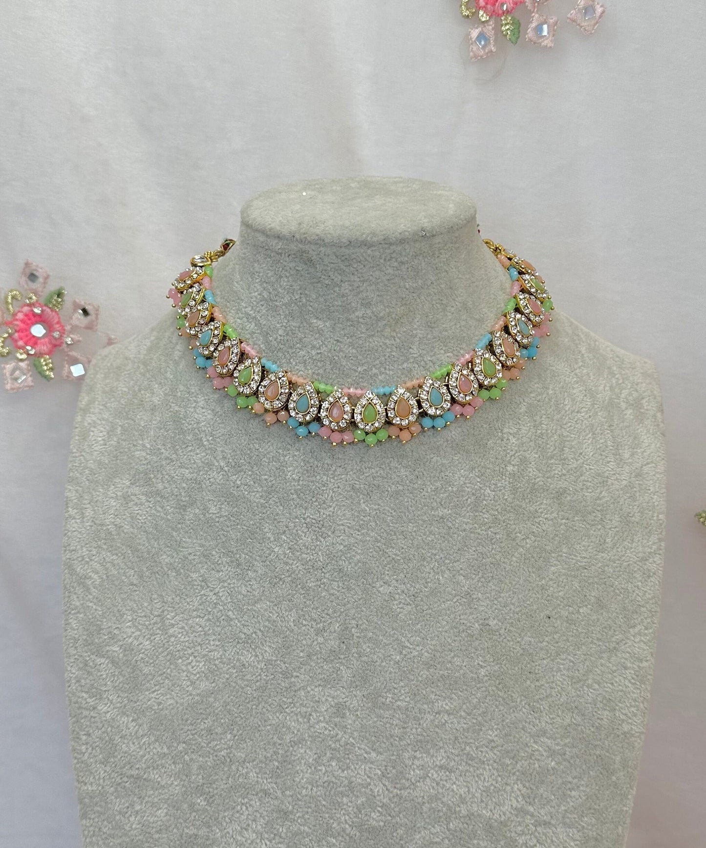 Small Choker - Pastels
