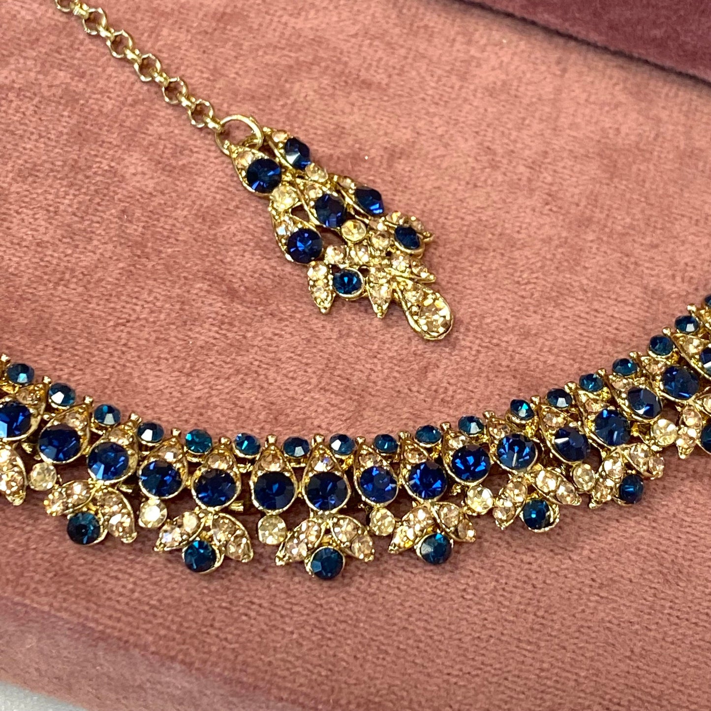 Stunning Necklace Set - Antique Gold and Navy