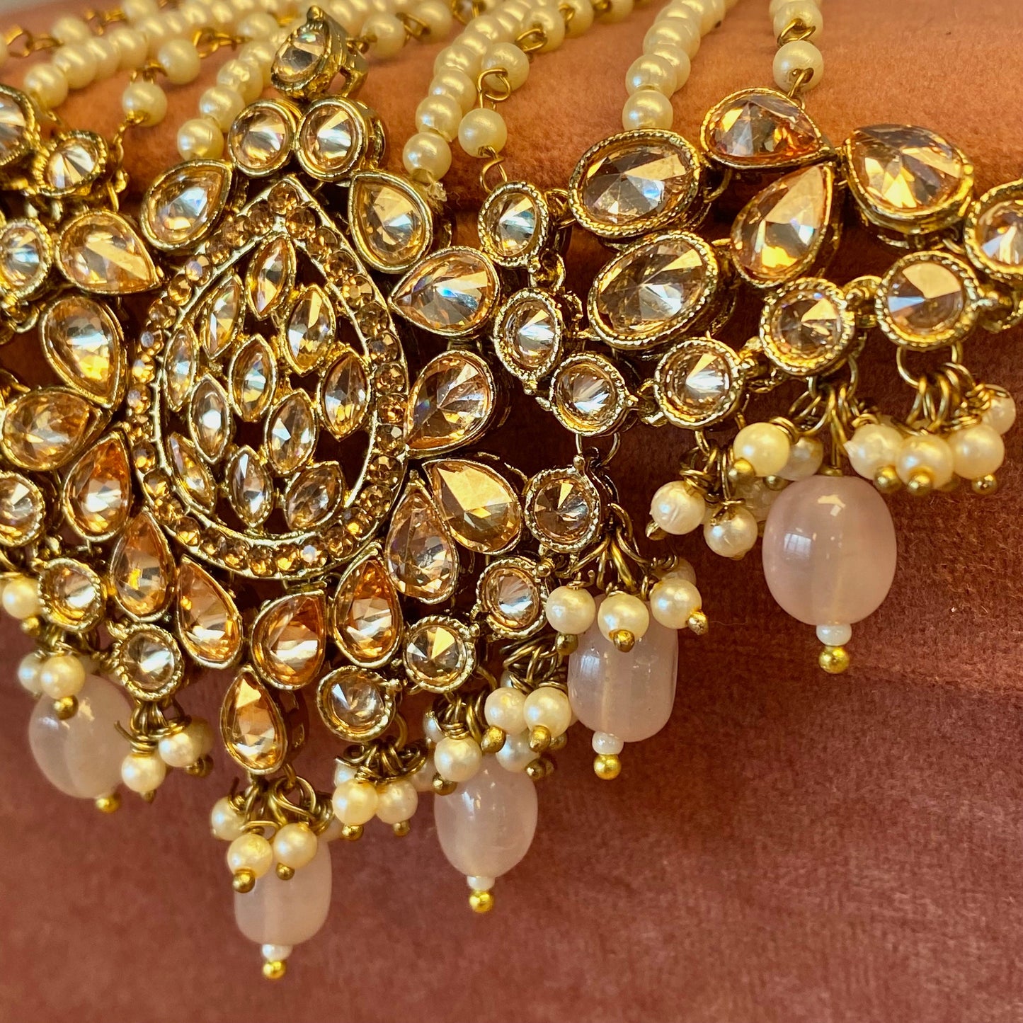 Champagne Pearl/ Pink Jhumar