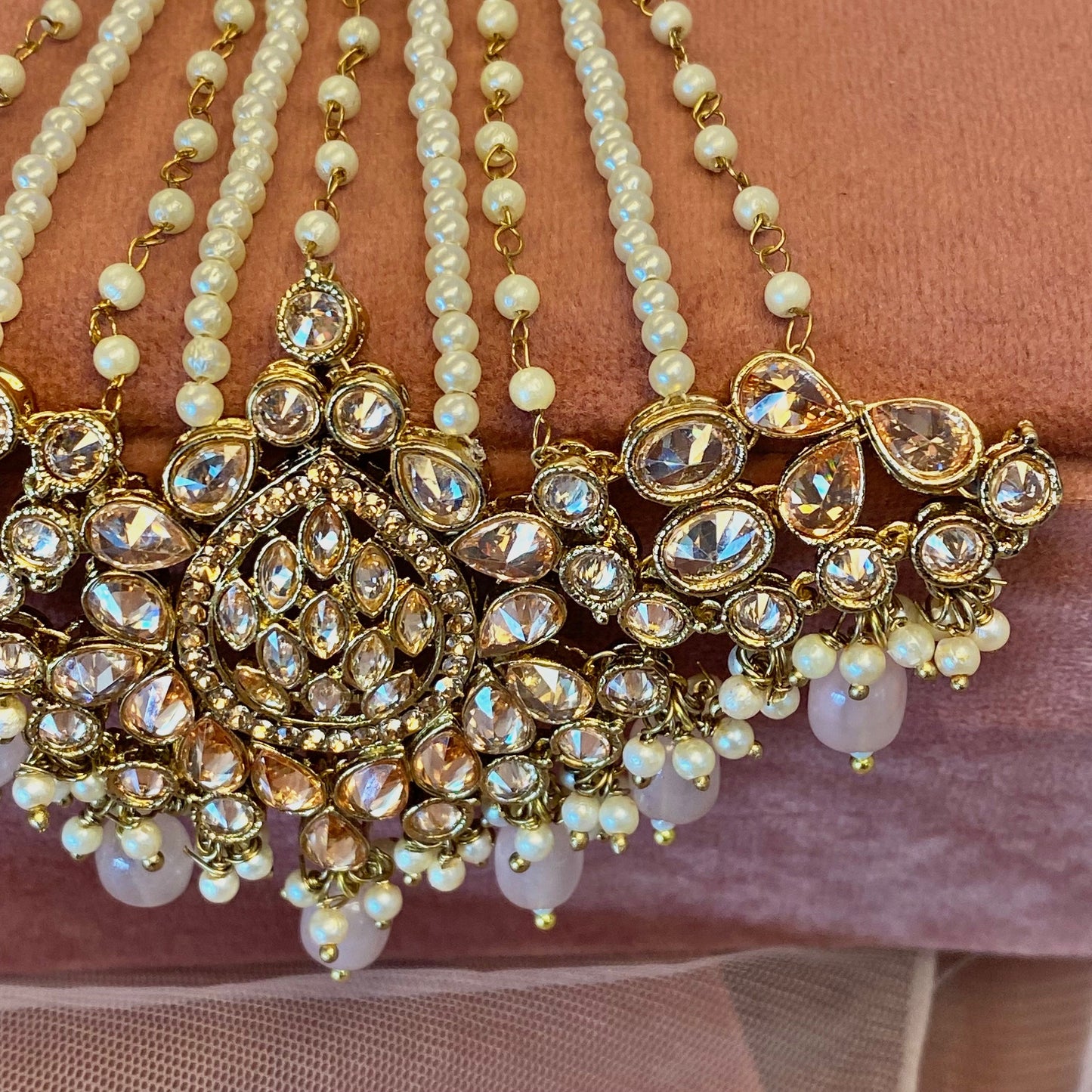 Champagne Pearl/ Pink Jhumar